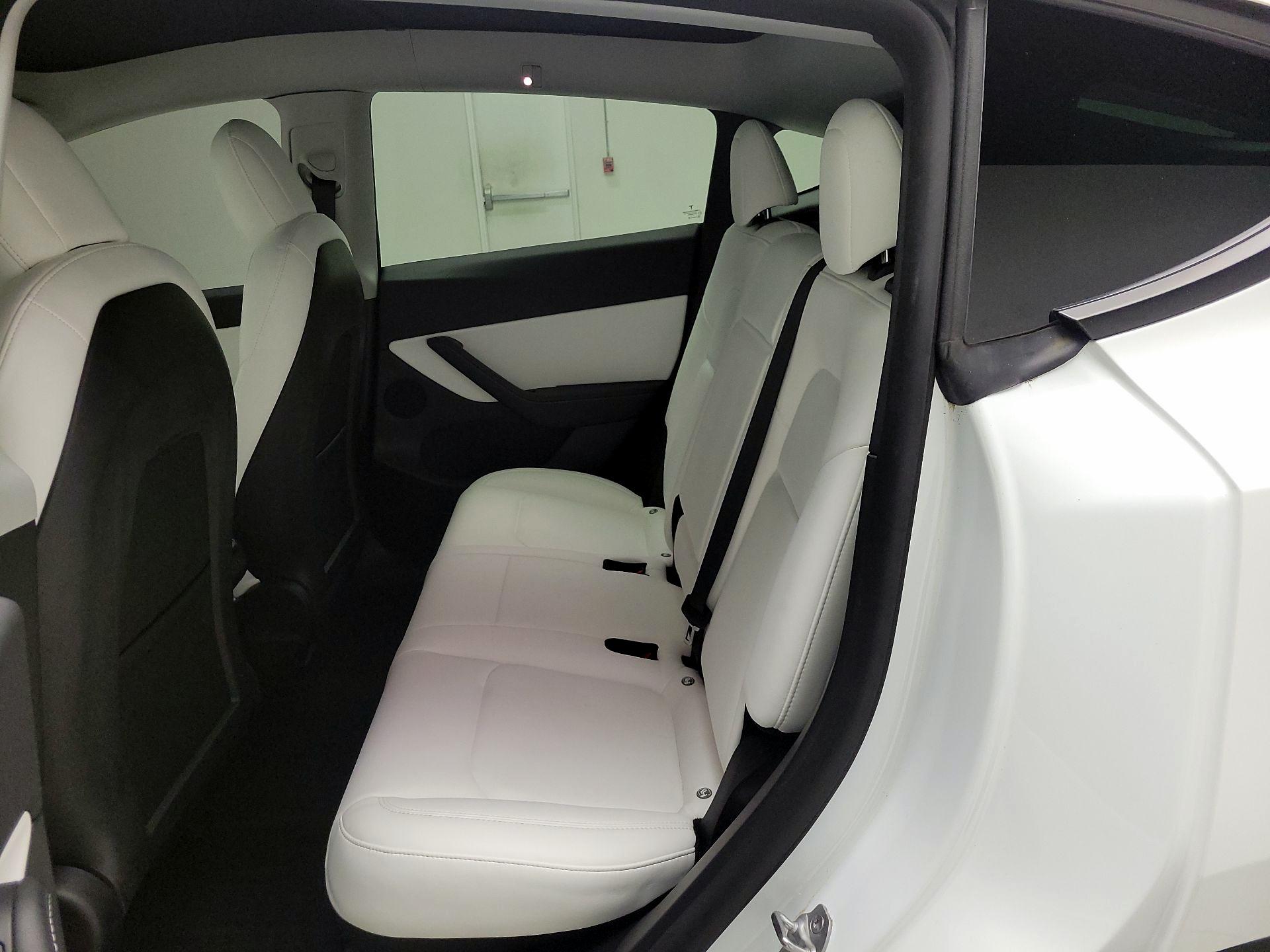Thumbnail: 2022 Tesla Model Y - 19