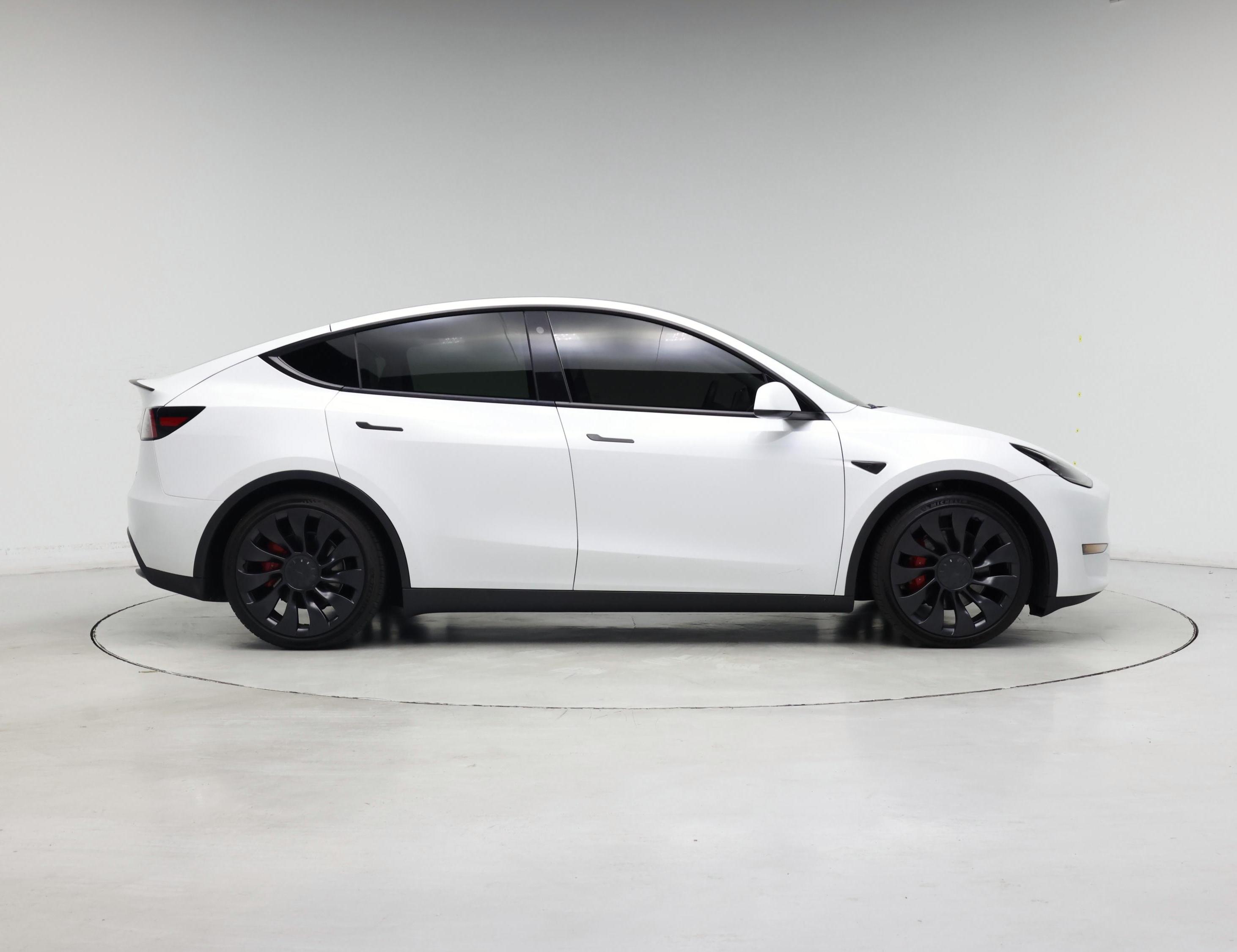 Thumbnail: 2022 Tesla Model Y - 7