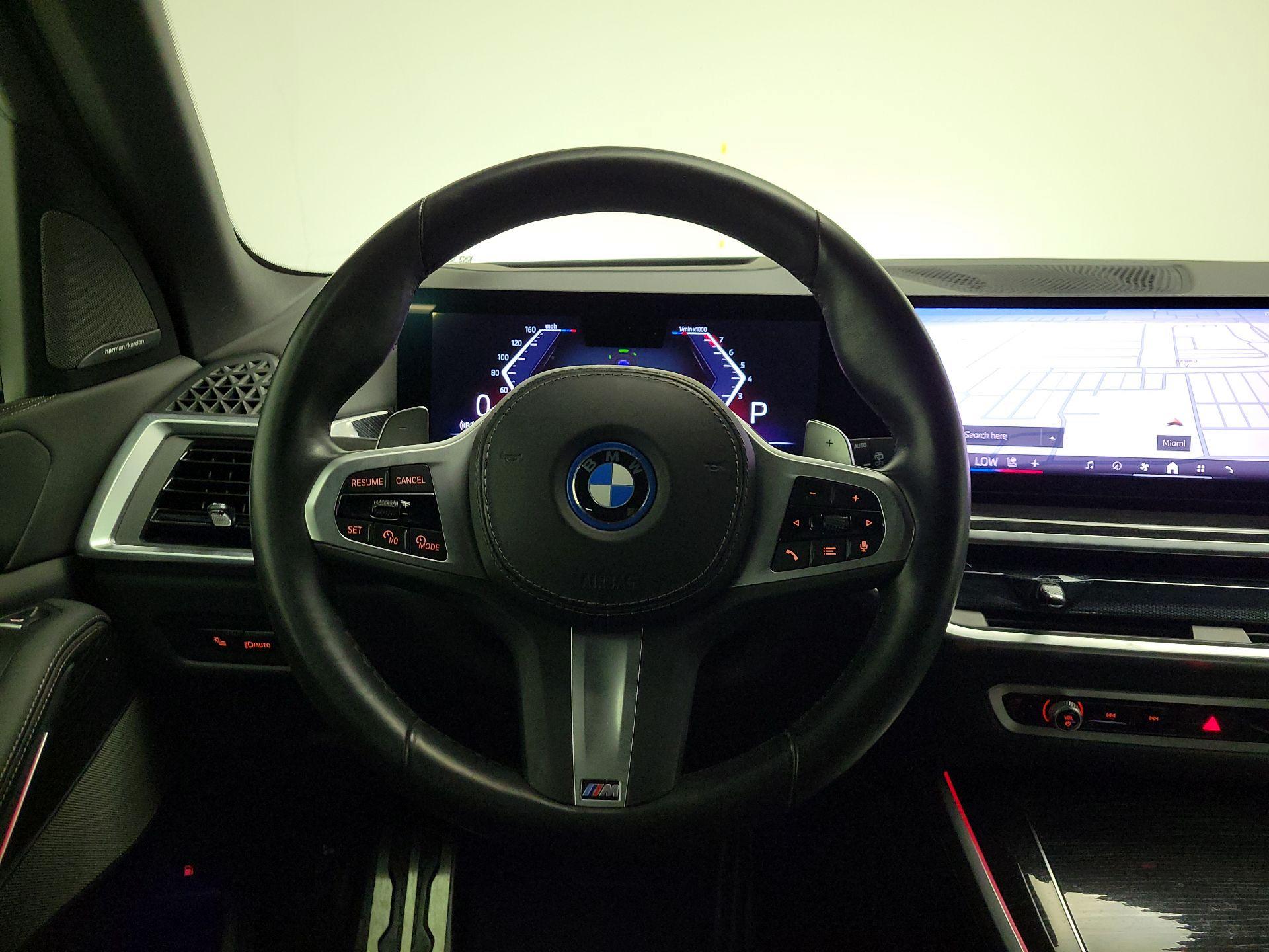 Thumbnail: 2025 BMW X5 - 10