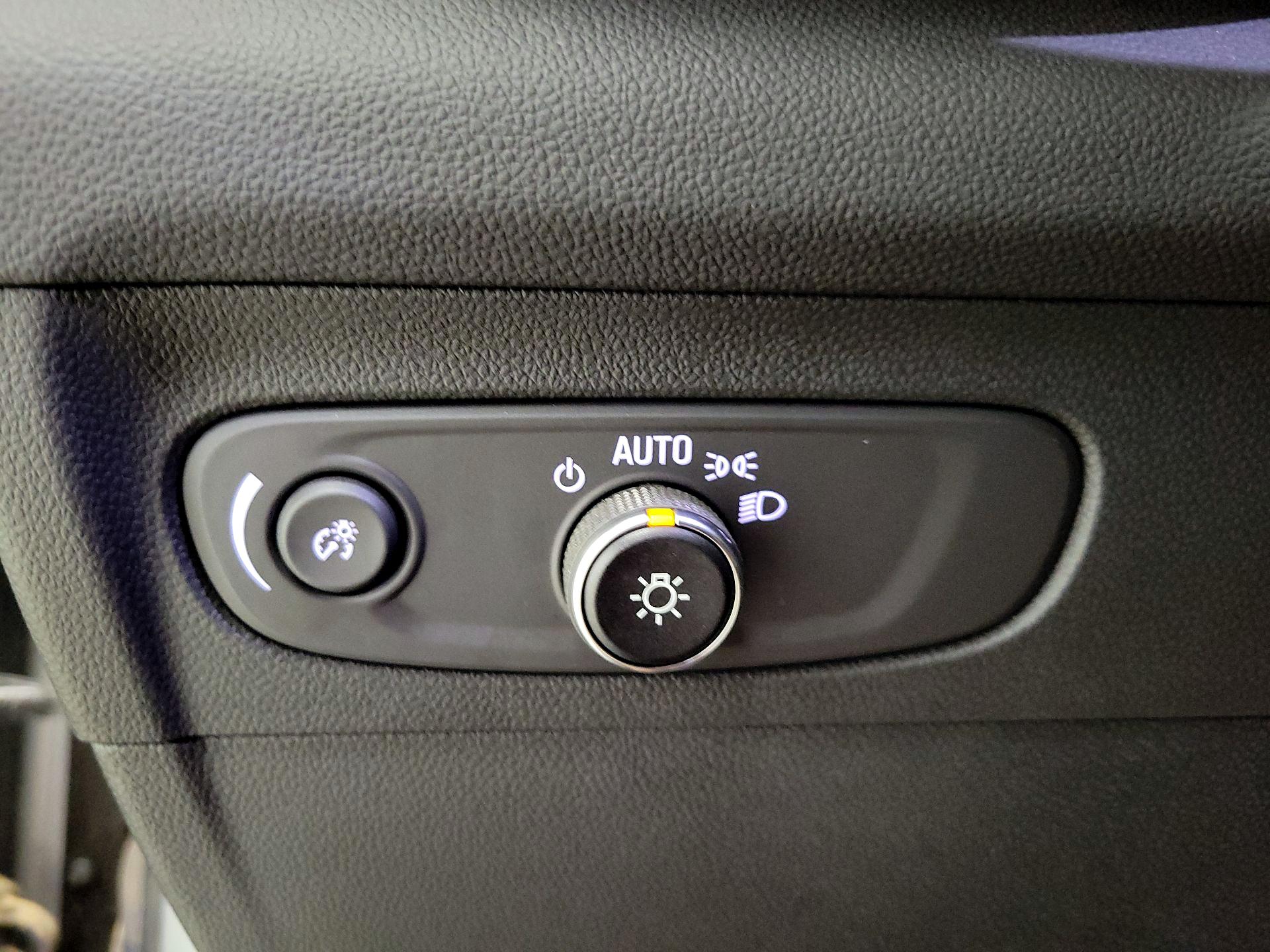 Thumbnail: 2023 Buick Envision - 13