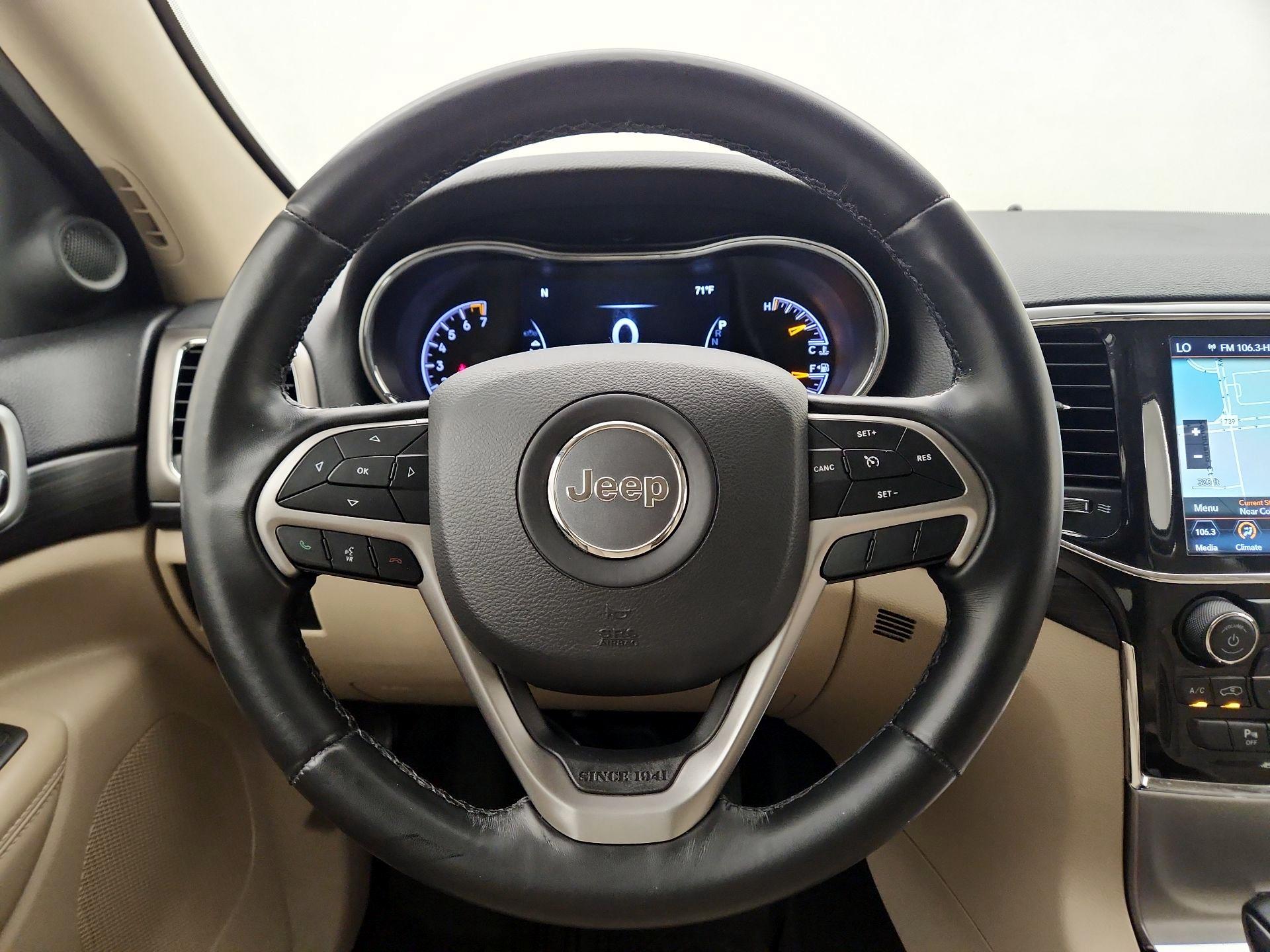Thumbnail: 2022 Jeep Grand Cherokee - 10