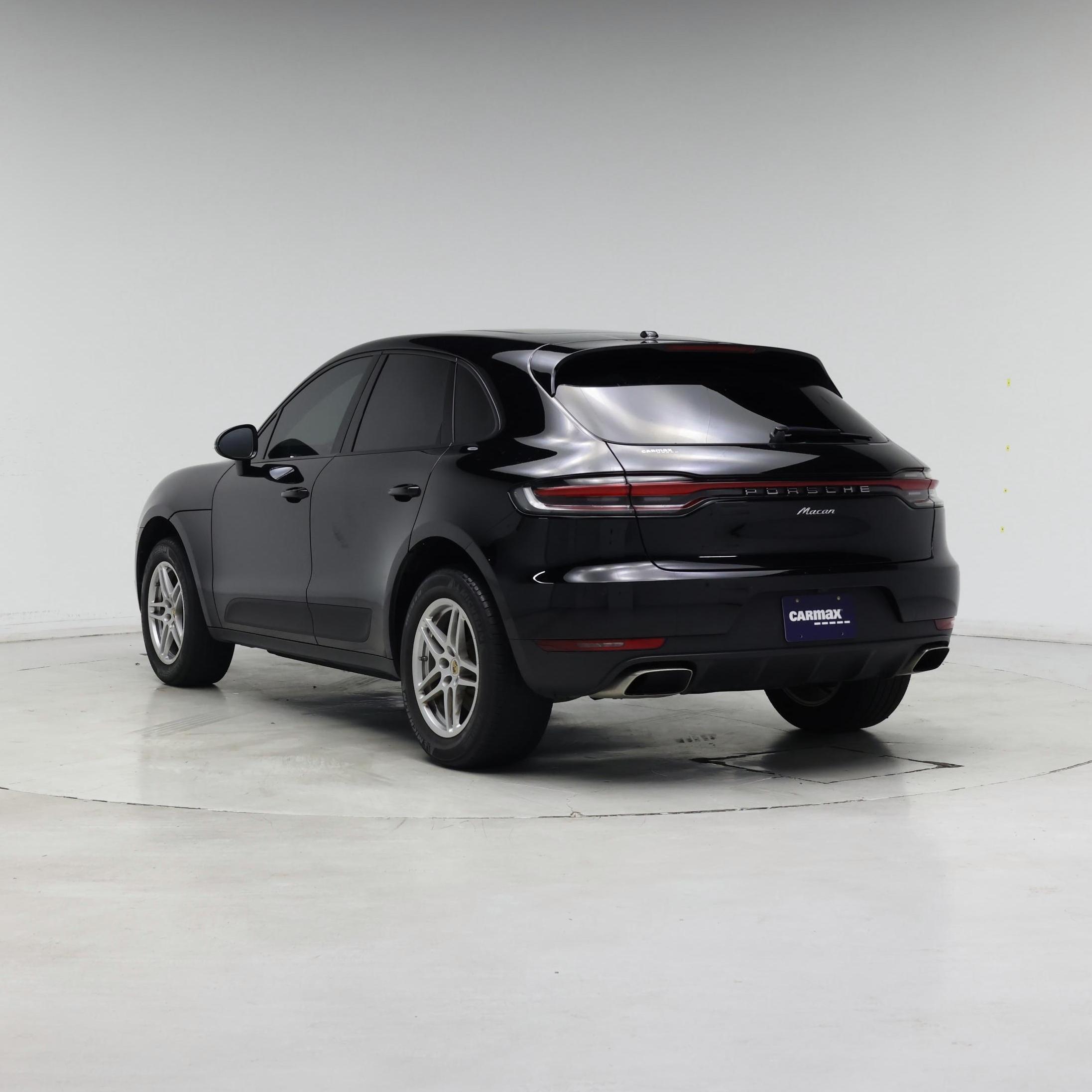 Thumbnail: 2020 Porsche Macan - 2
