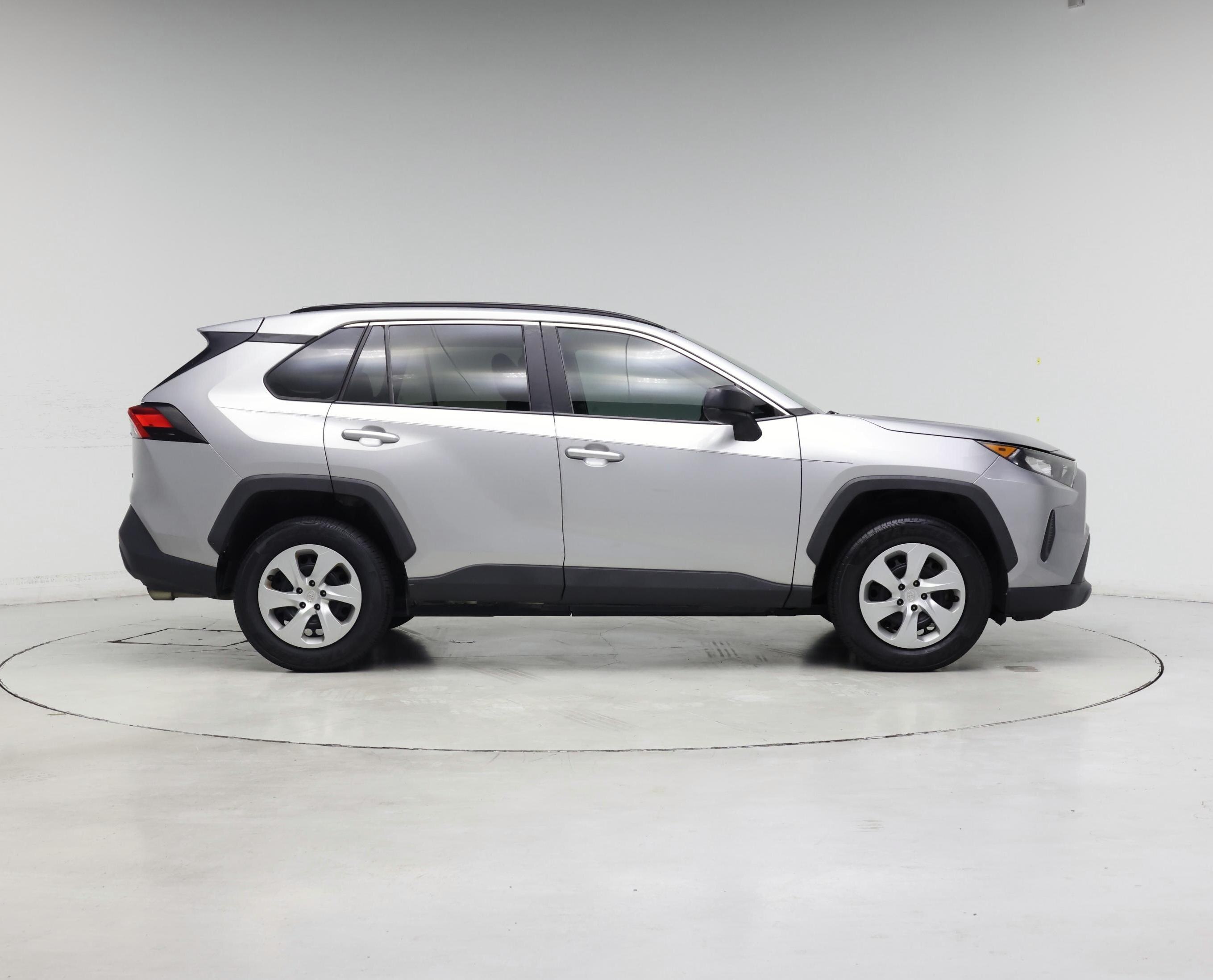 Thumbnail: 2020 Toyota RAV4 - 7
