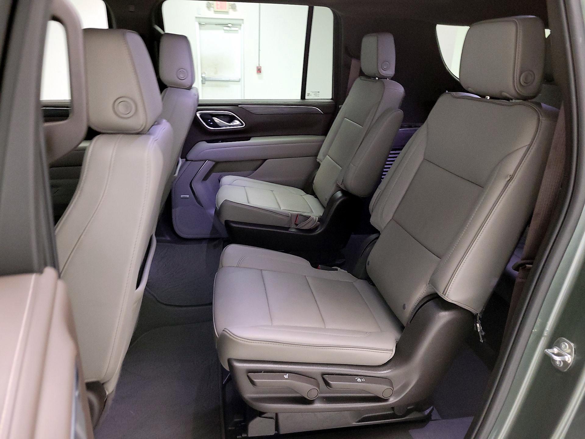Thumbnail: 2024 GMC Yukon XL - 20