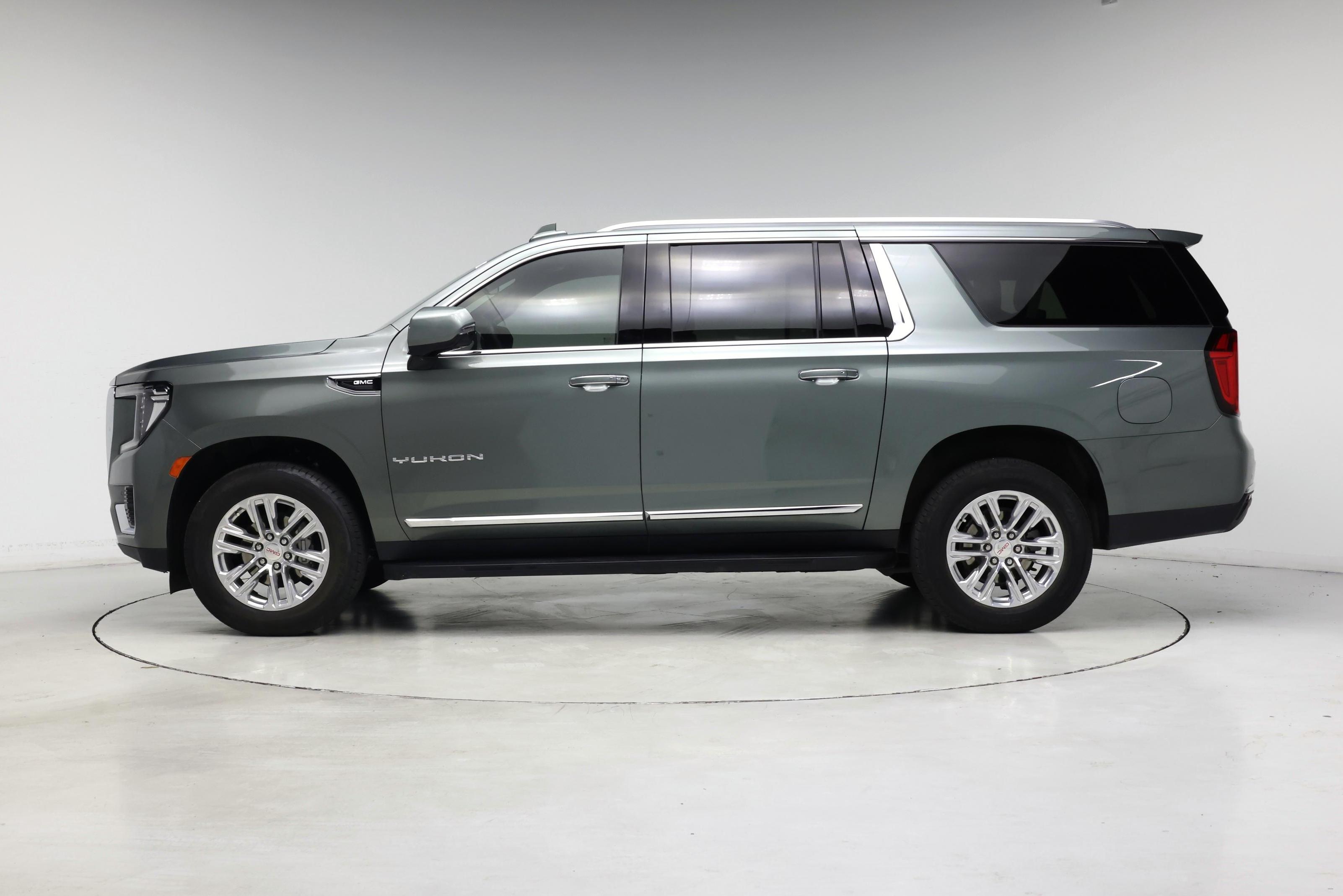 Thumbnail: 2024 GMC Yukon XL - 3
