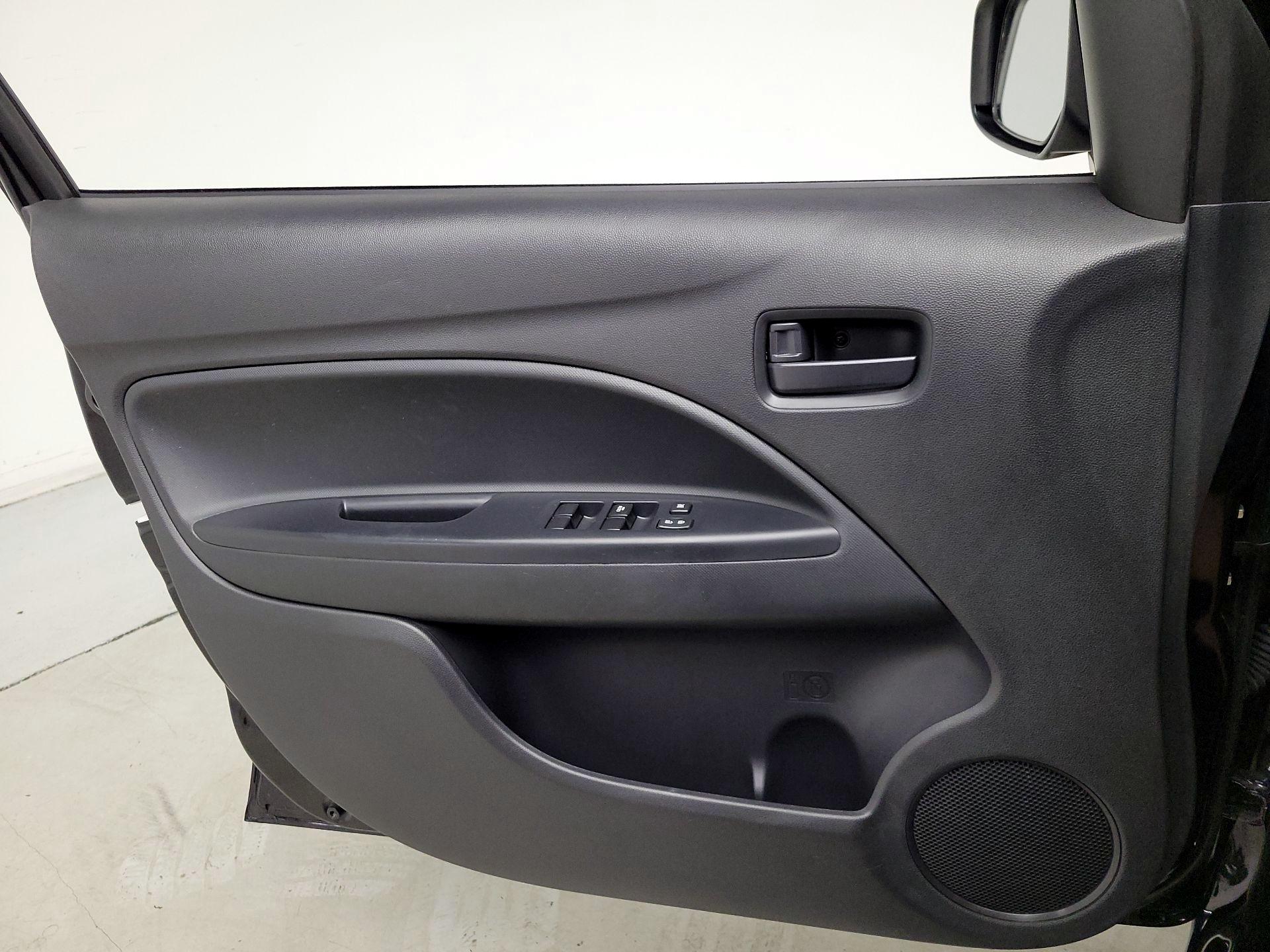 Thumbnail: 2024 Mitsubishi Mirage - 12