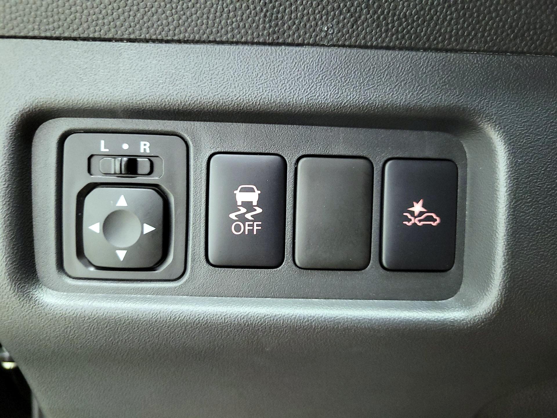 Thumbnail: 2024 Mitsubishi Mirage - 13