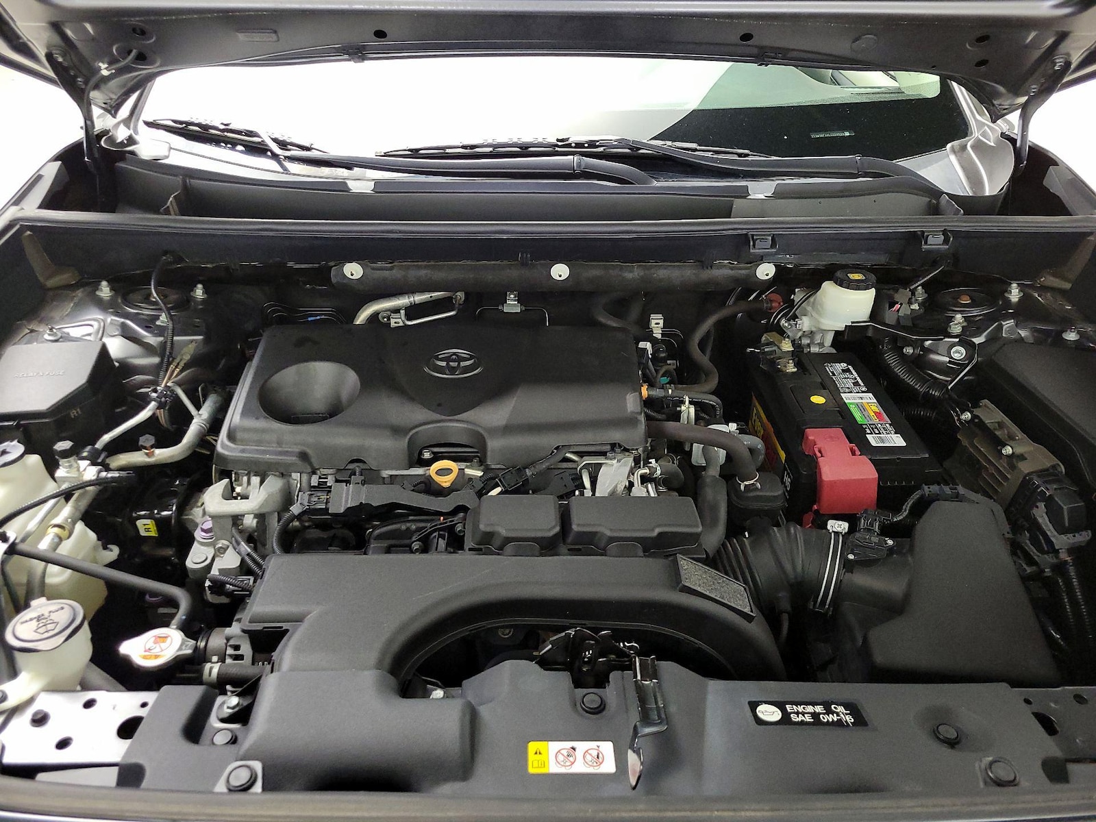 2020 Toyota RAV4 XLE - Photo 23