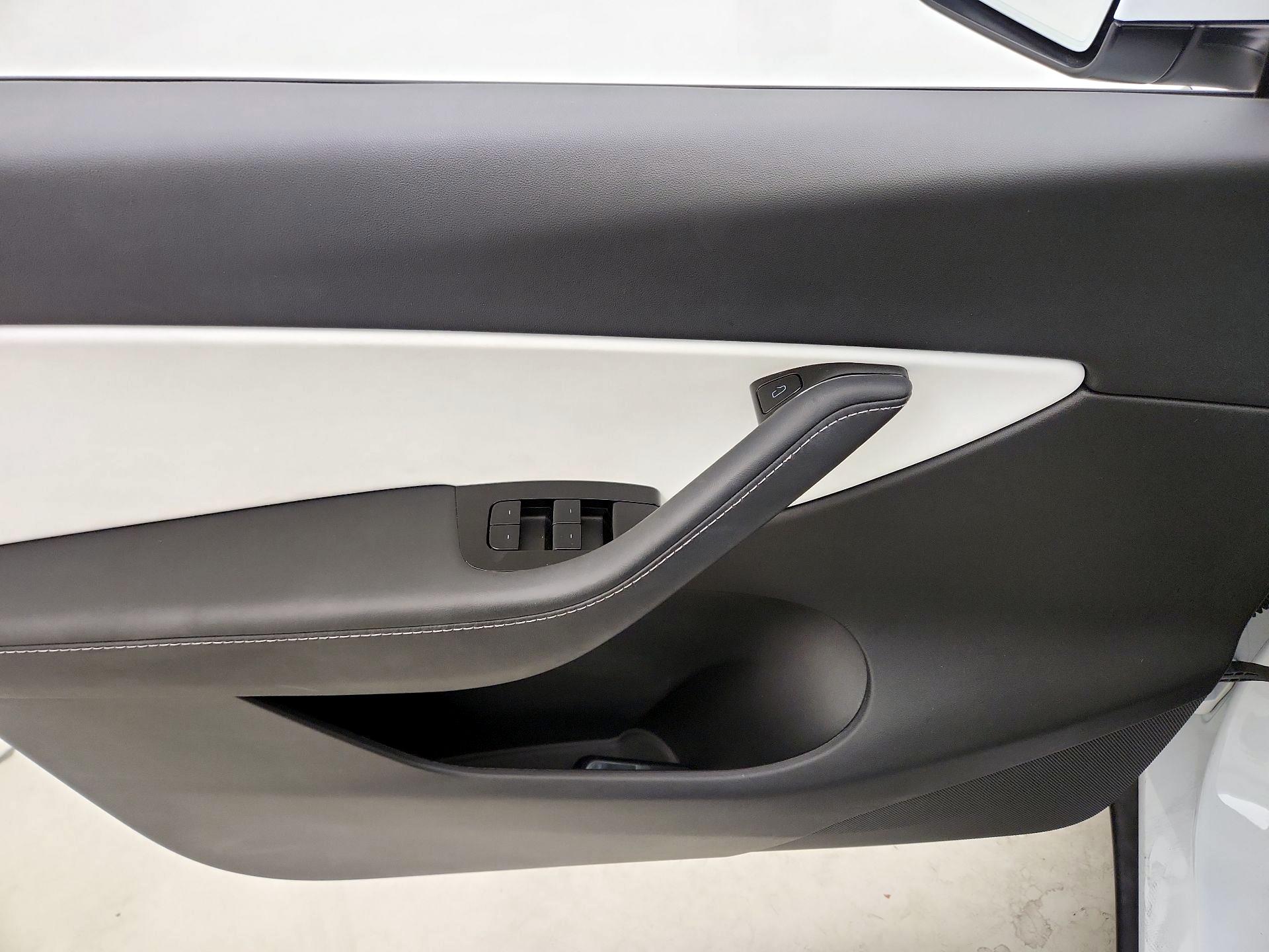 Thumbnail: 2021 Tesla Model Y - 12