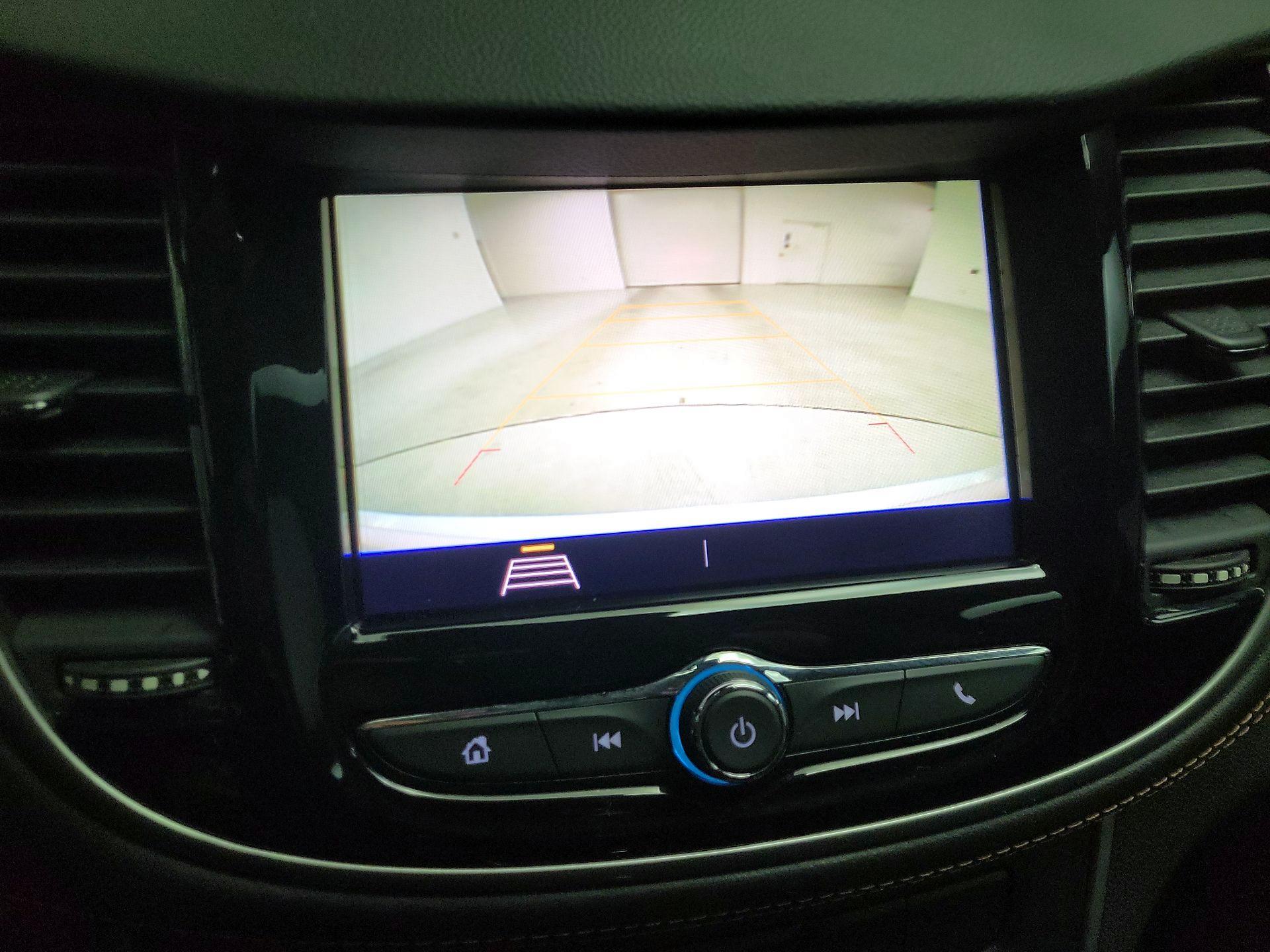 Thumbnail: 2020 Chevrolet Trax - 14