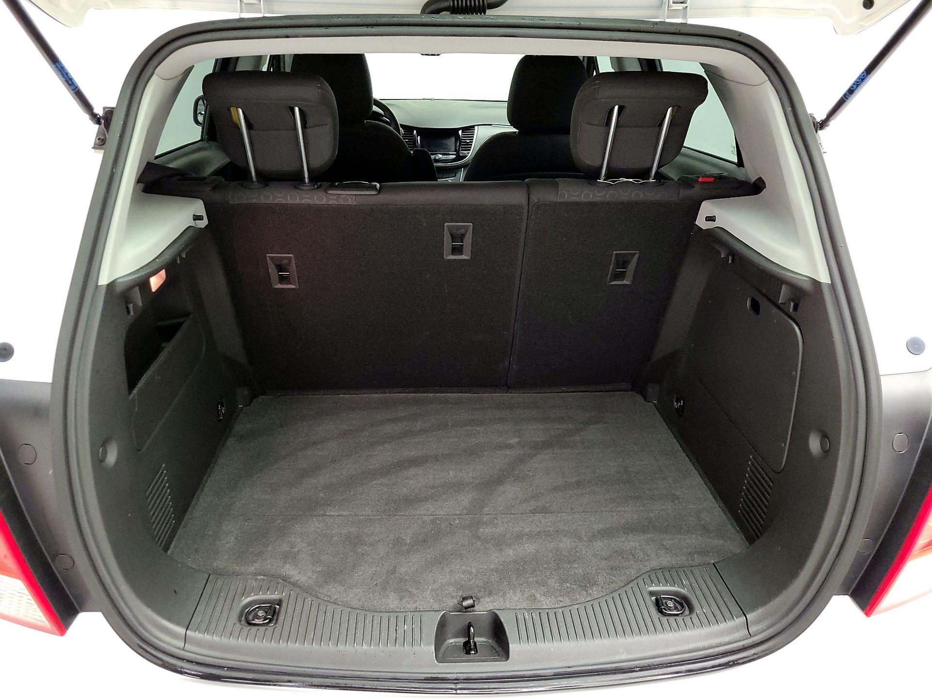 Thumbnail: 2020 Chevrolet Trax - 20