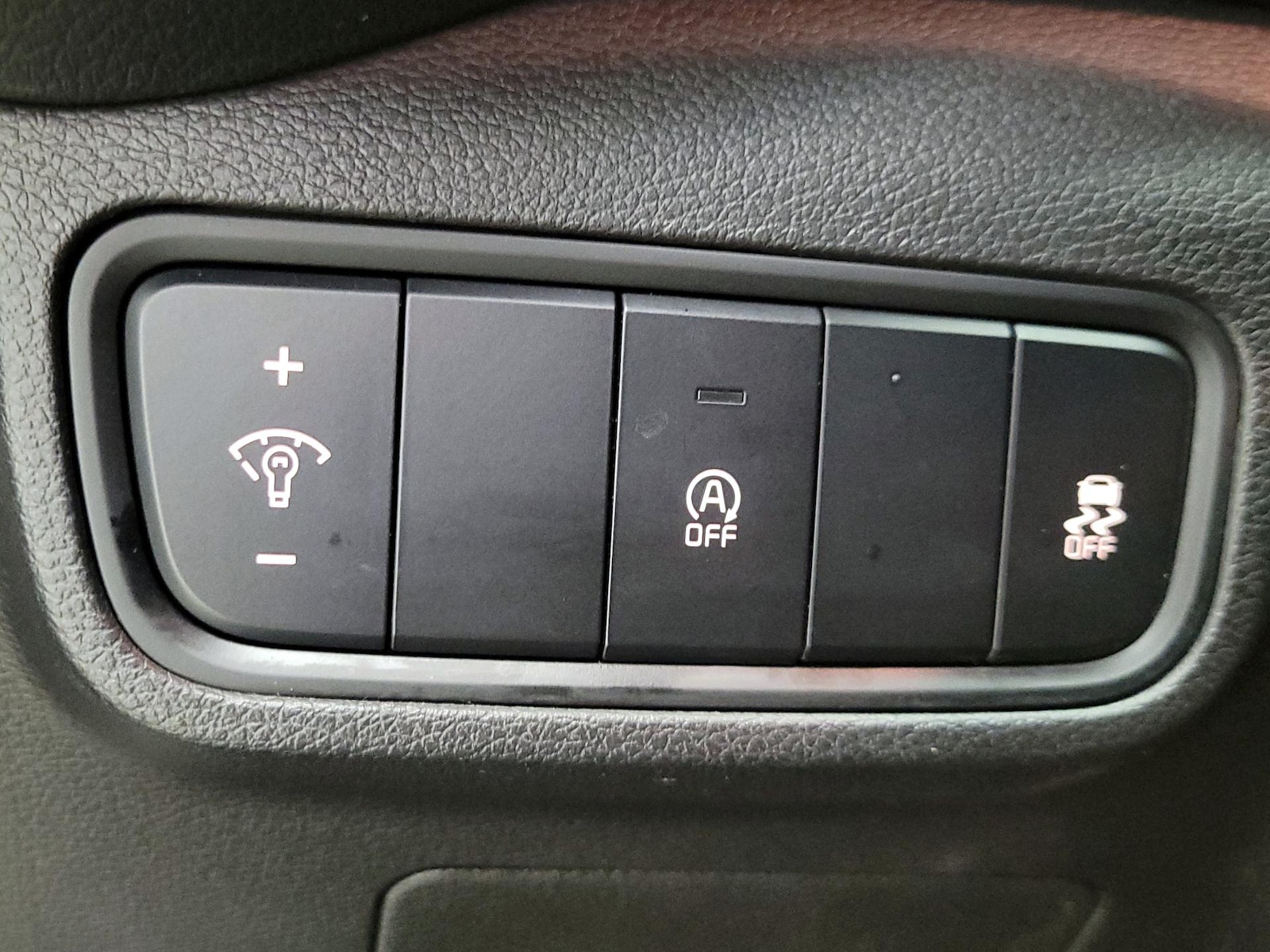 2020 Kia Soul LX - Photo 14
