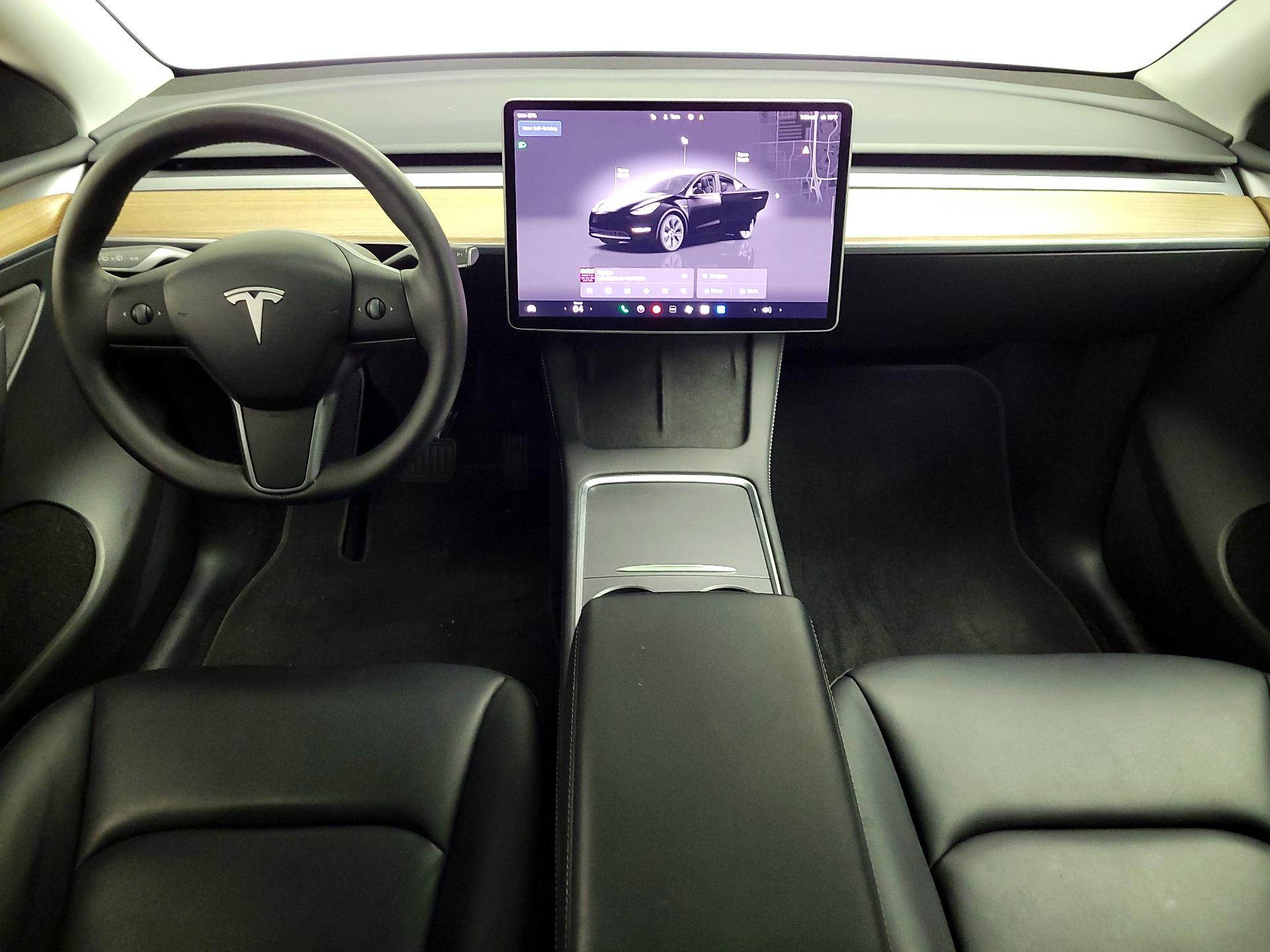 Thumbnail: 2025 Tesla Model Y - 9