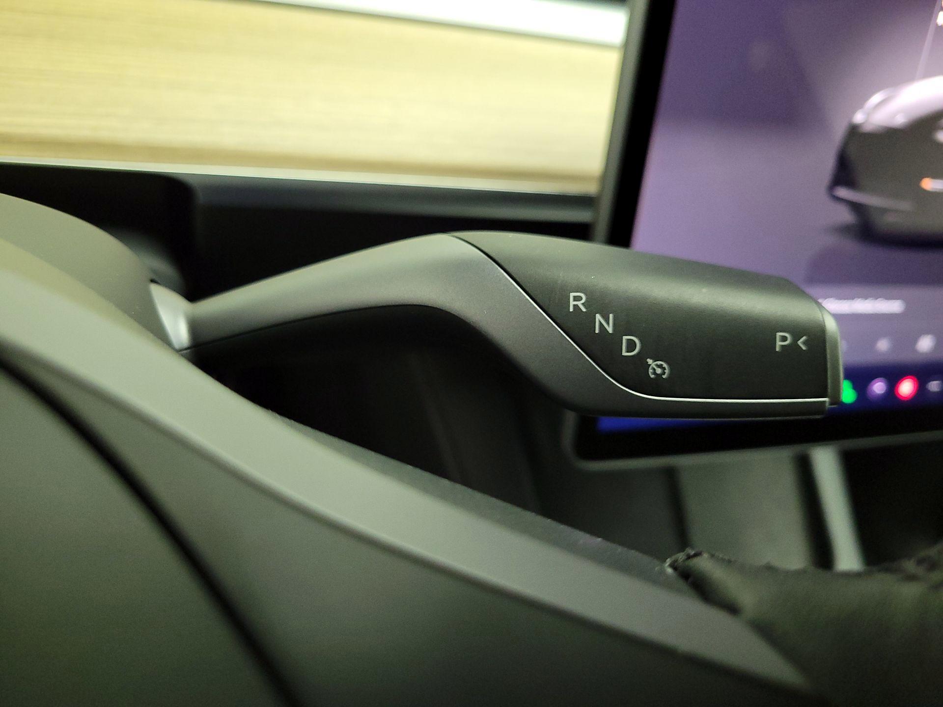 Thumbnail: 2025 Tesla Model Y - 17