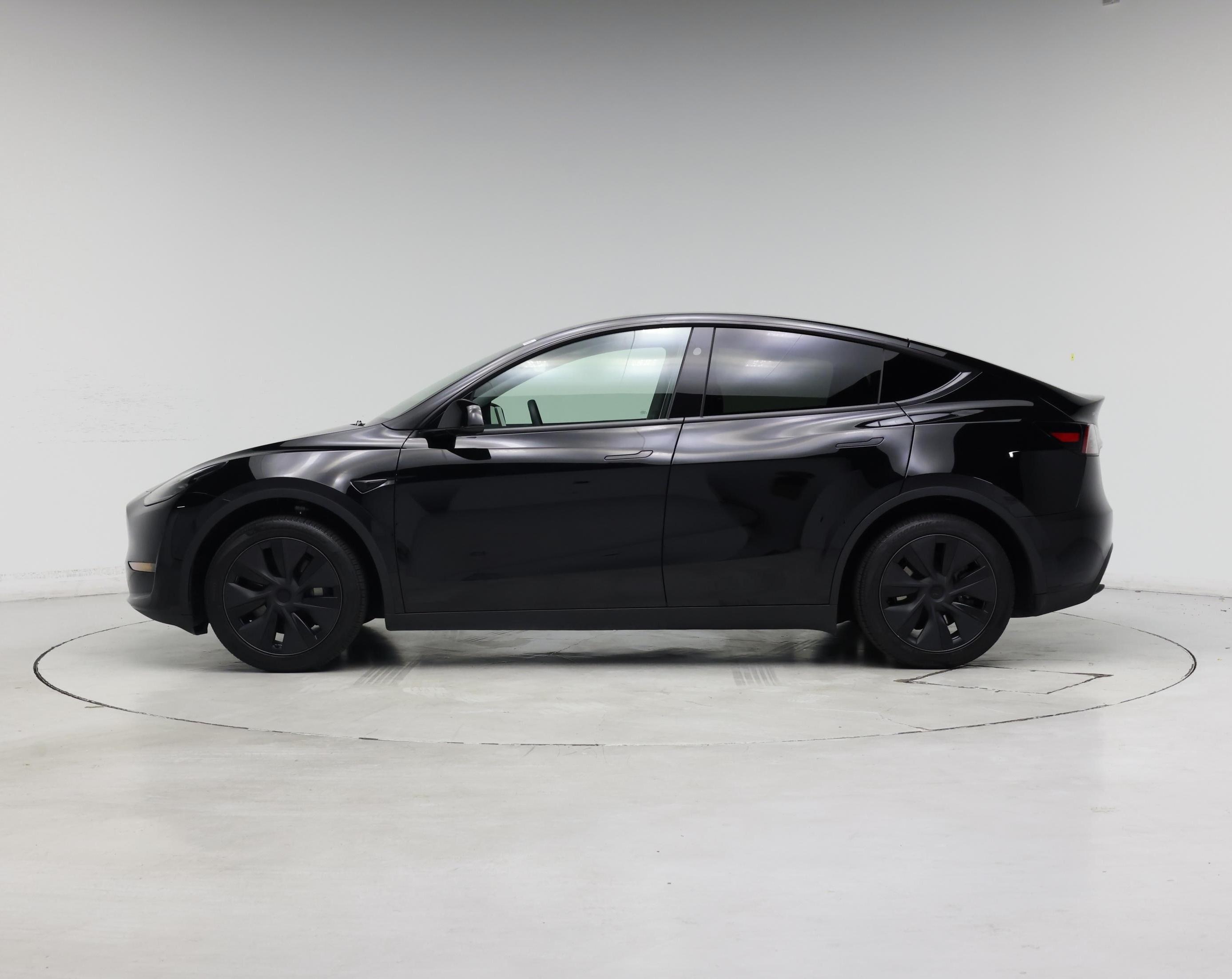 Thumbnail: 2025 Tesla Model Y - 3