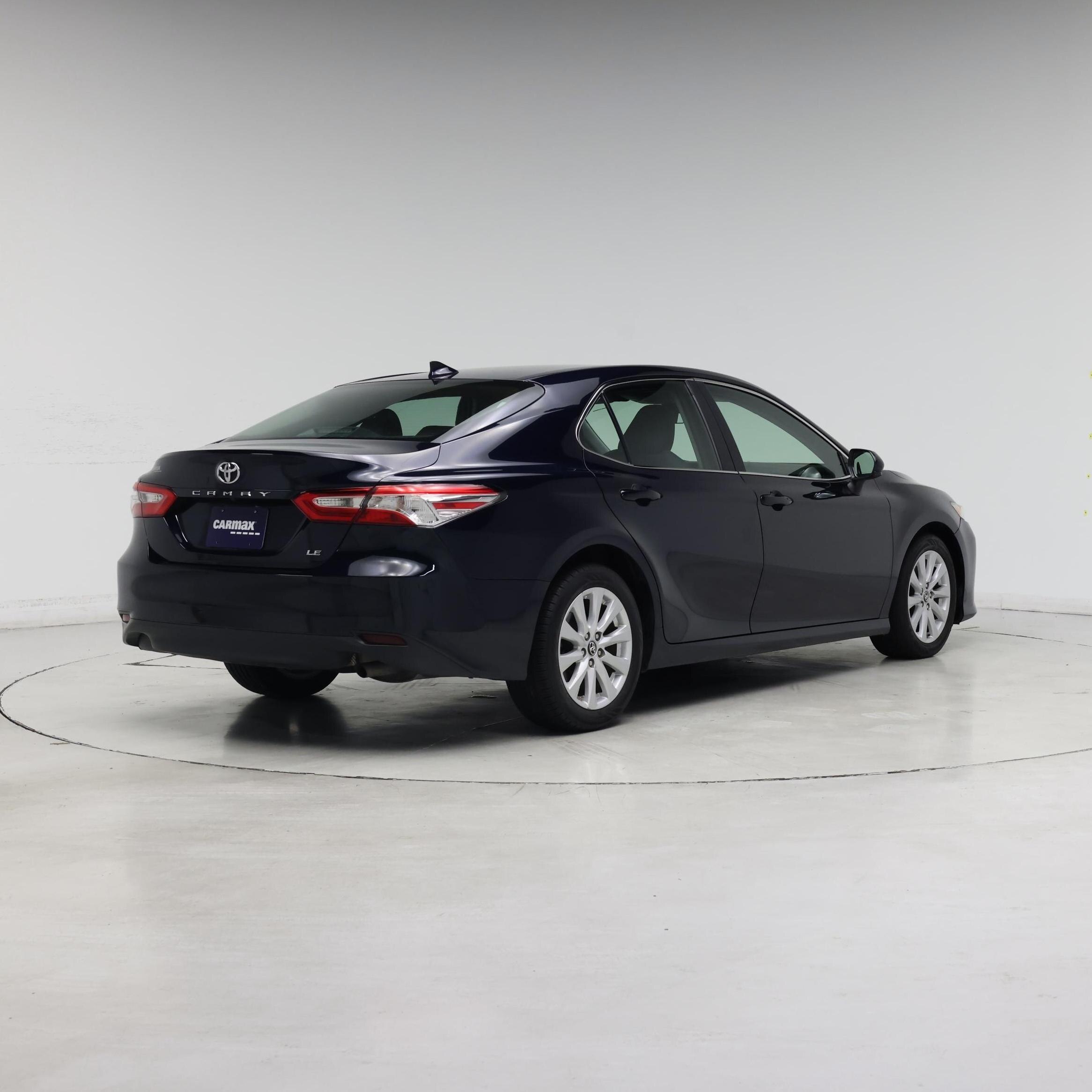 Thumbnail: 2019 Toyota Camry - 8