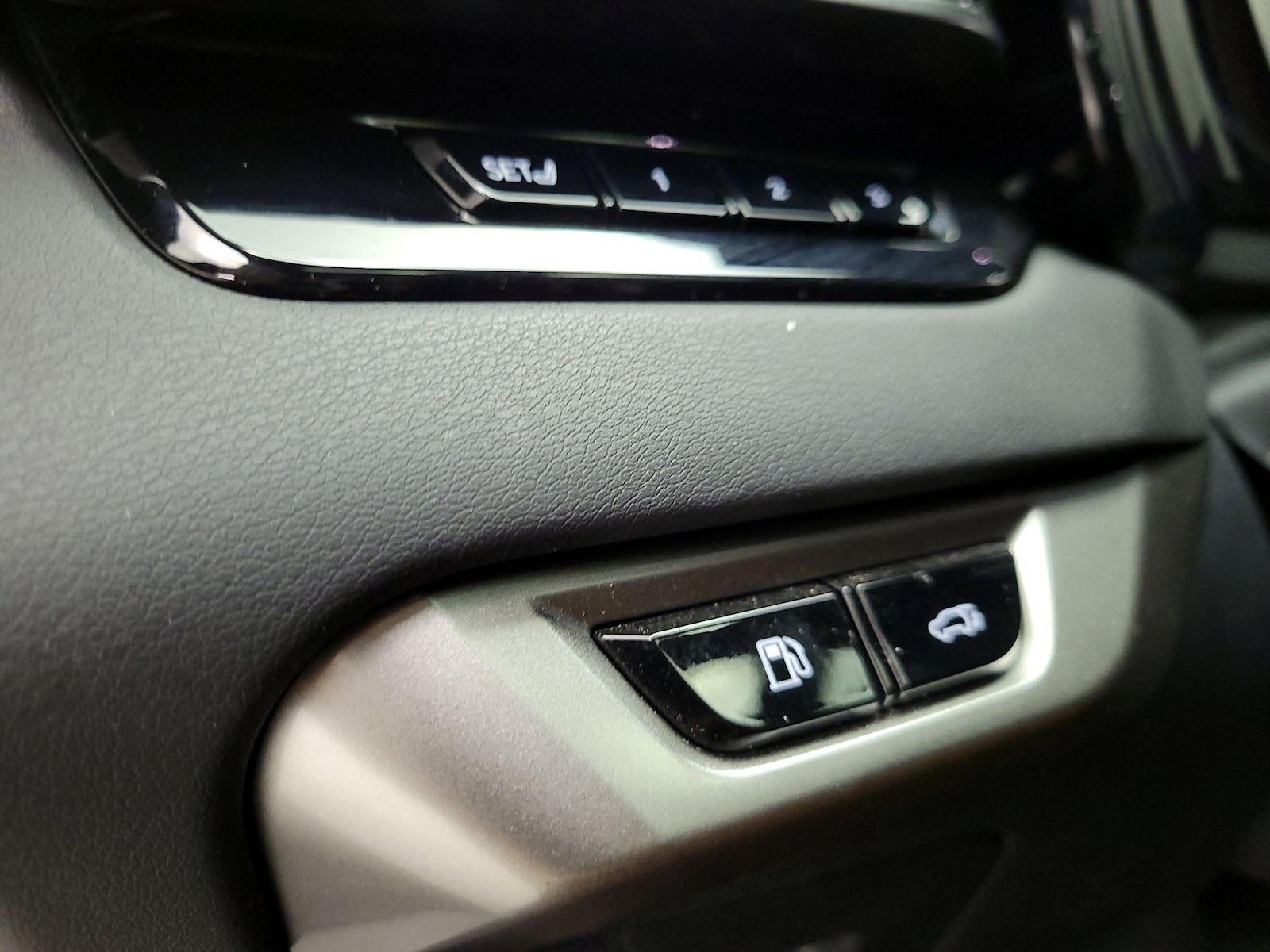 2023 Lexus RX 350 - Photo 14