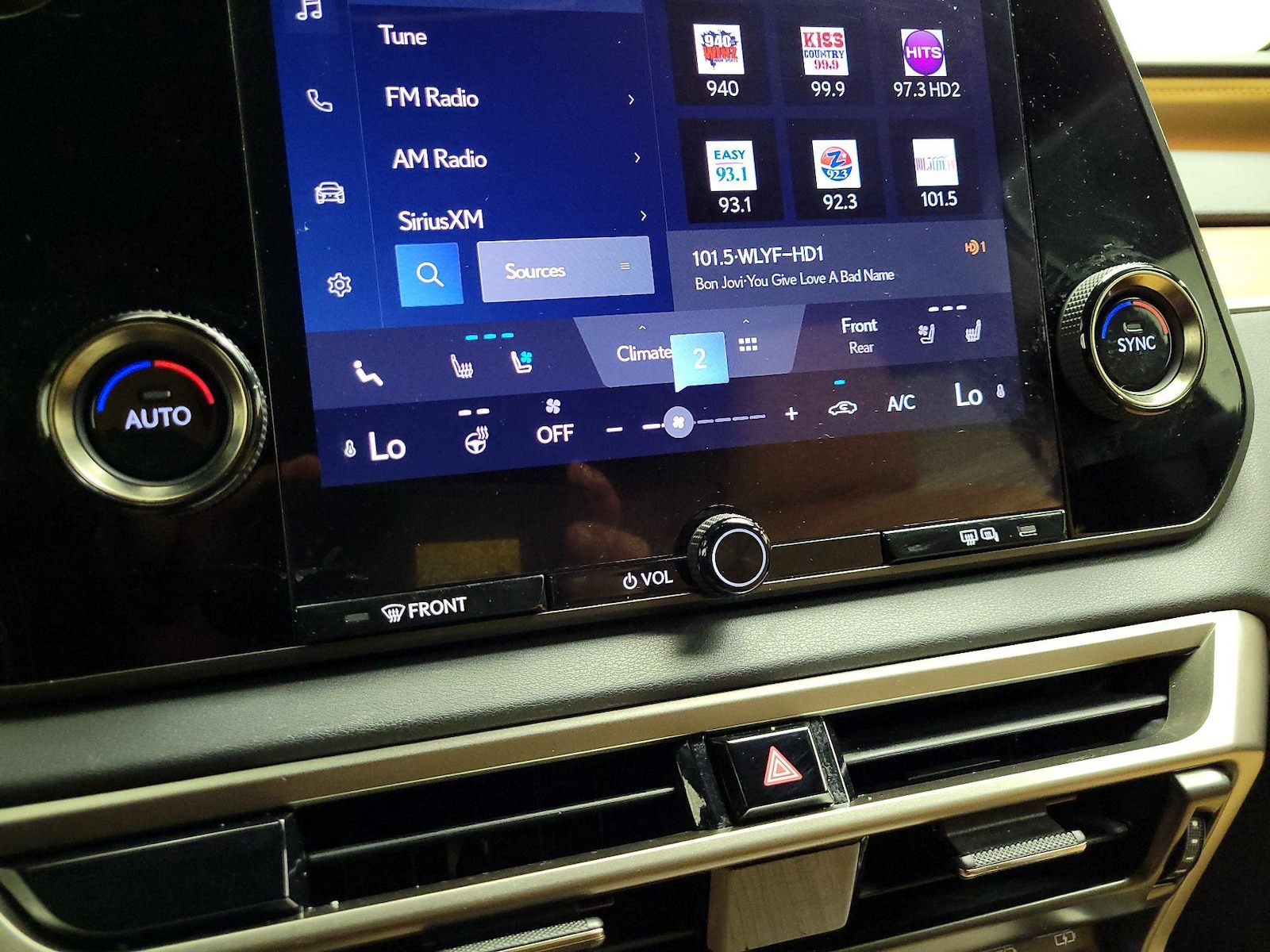 2023 Lexus RX 350 - Photo 17