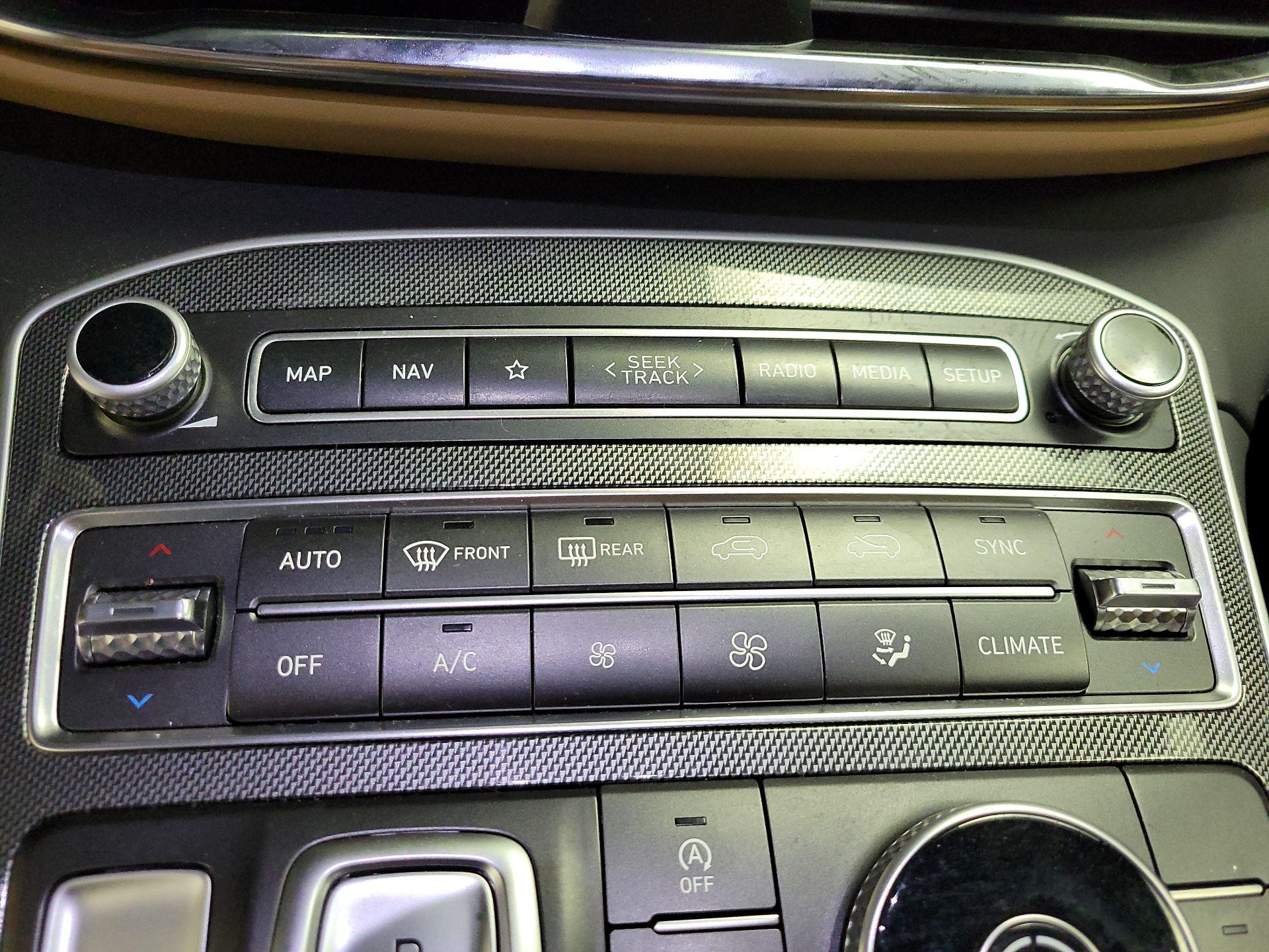 Thumbnail: 2023 Hyundai Santa Fe - 17