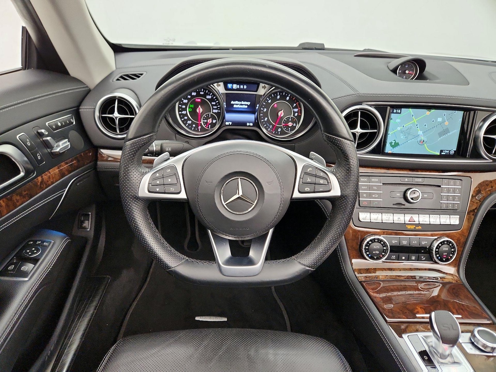 2020 Mercedes-Benz SL Roadster SL550 - Photo 11