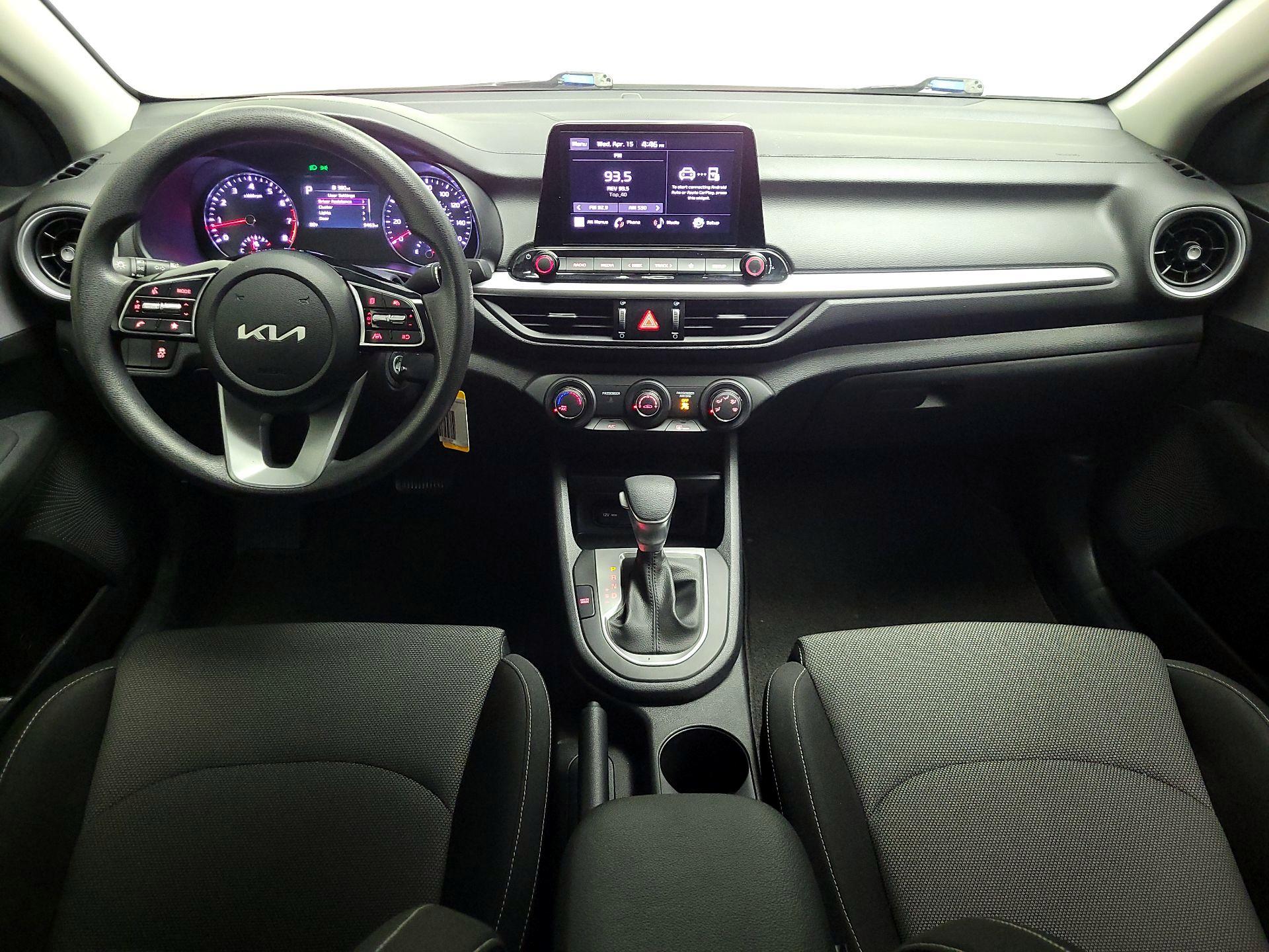 Thumbnail: 2024 Kia Forte - 9