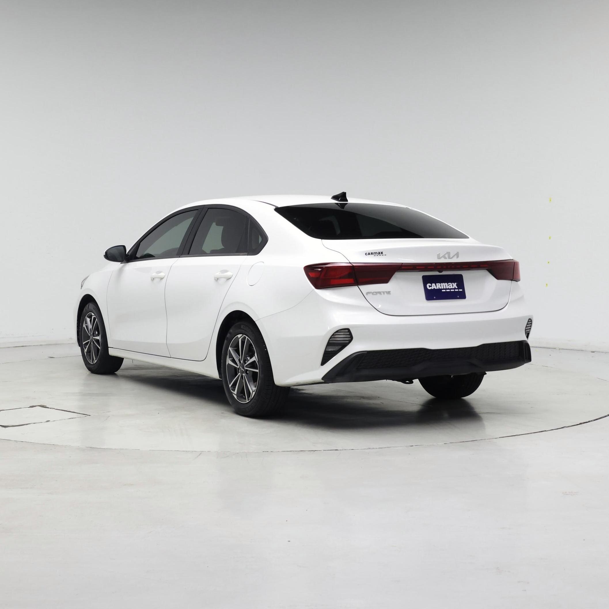 Thumbnail: 2024 Kia Forte - 2