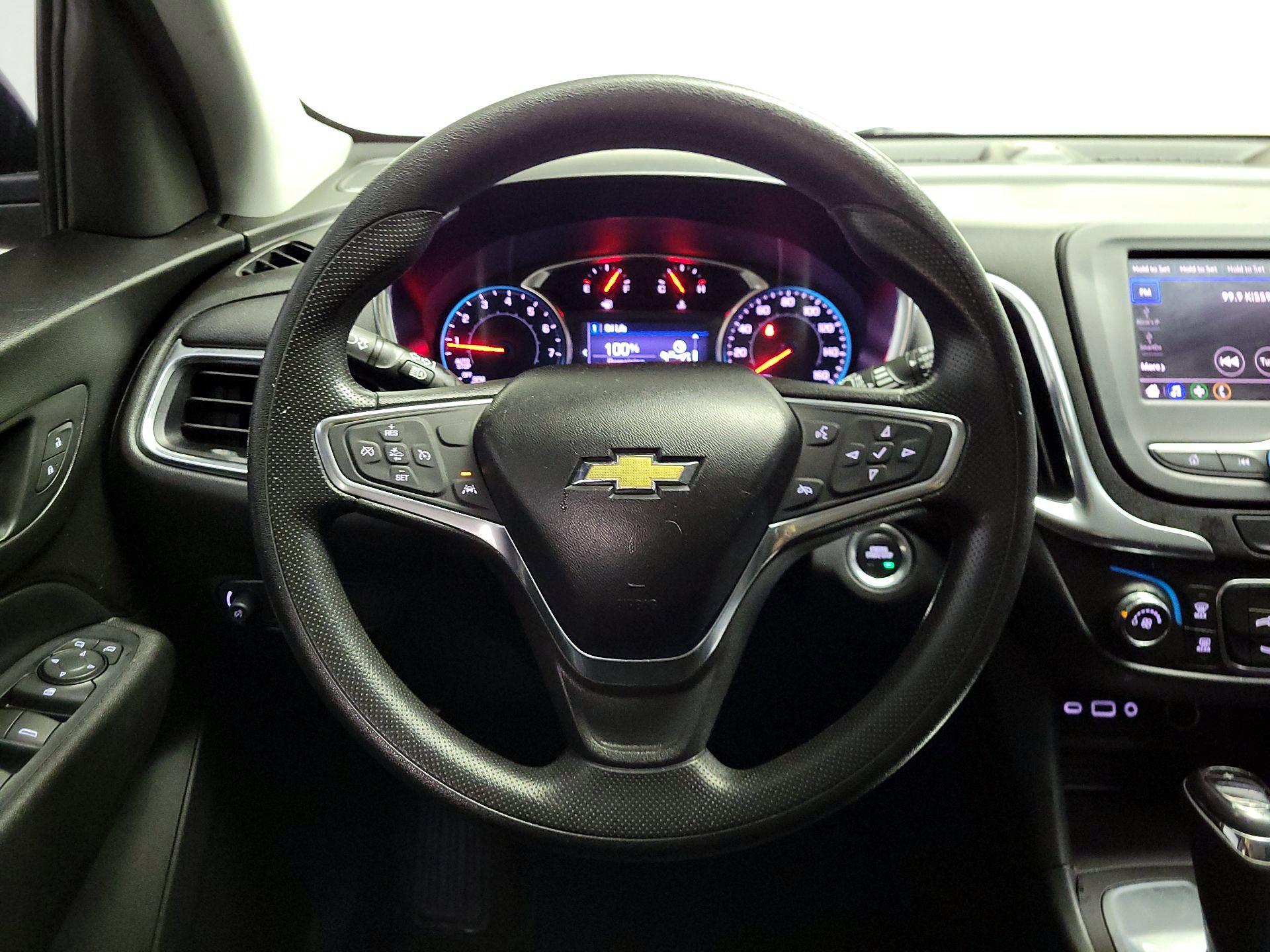 Thumbnail: 2020 Chevrolet Equinox - 10