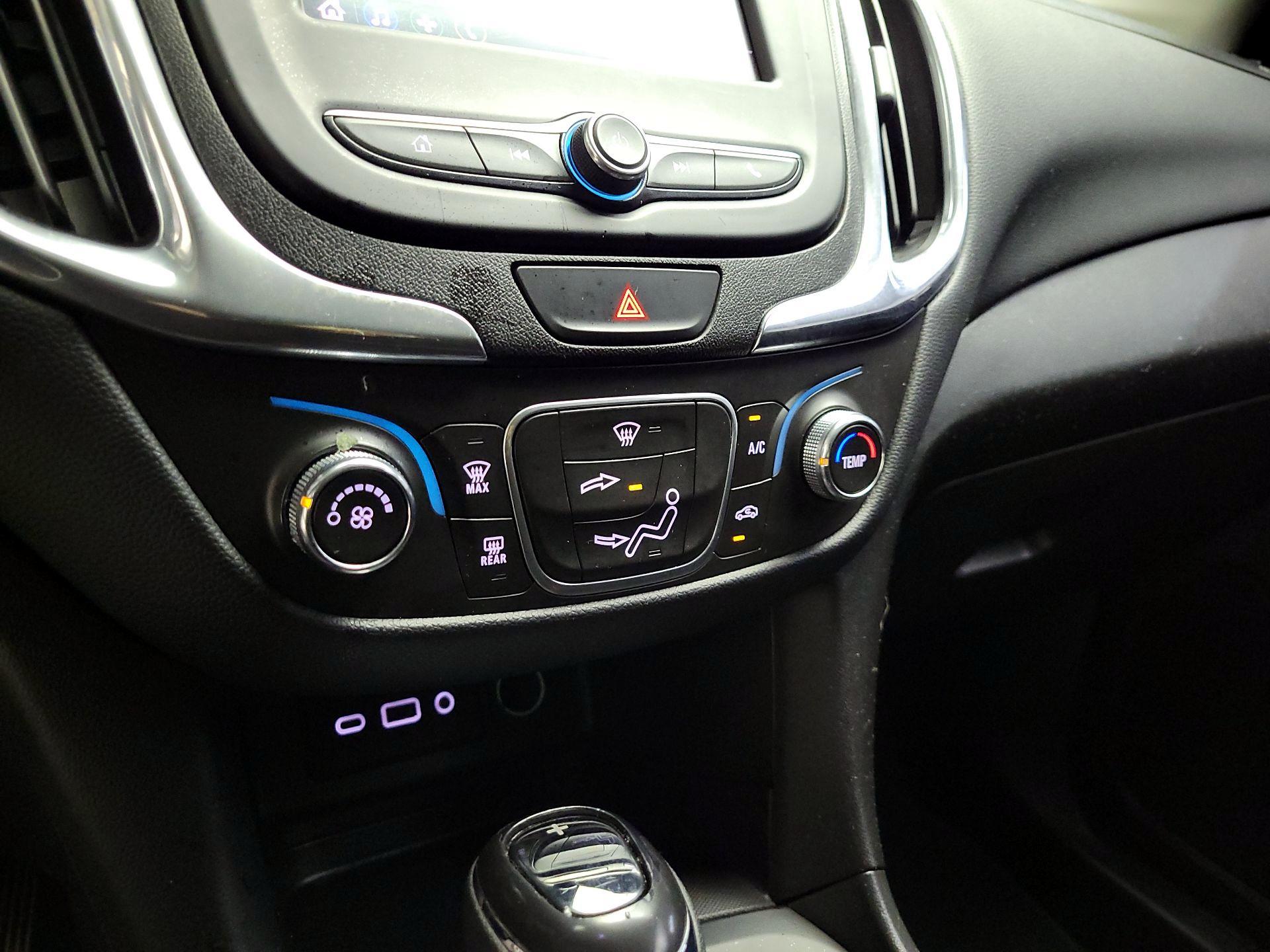 Thumbnail: 2020 Chevrolet Equinox - 16