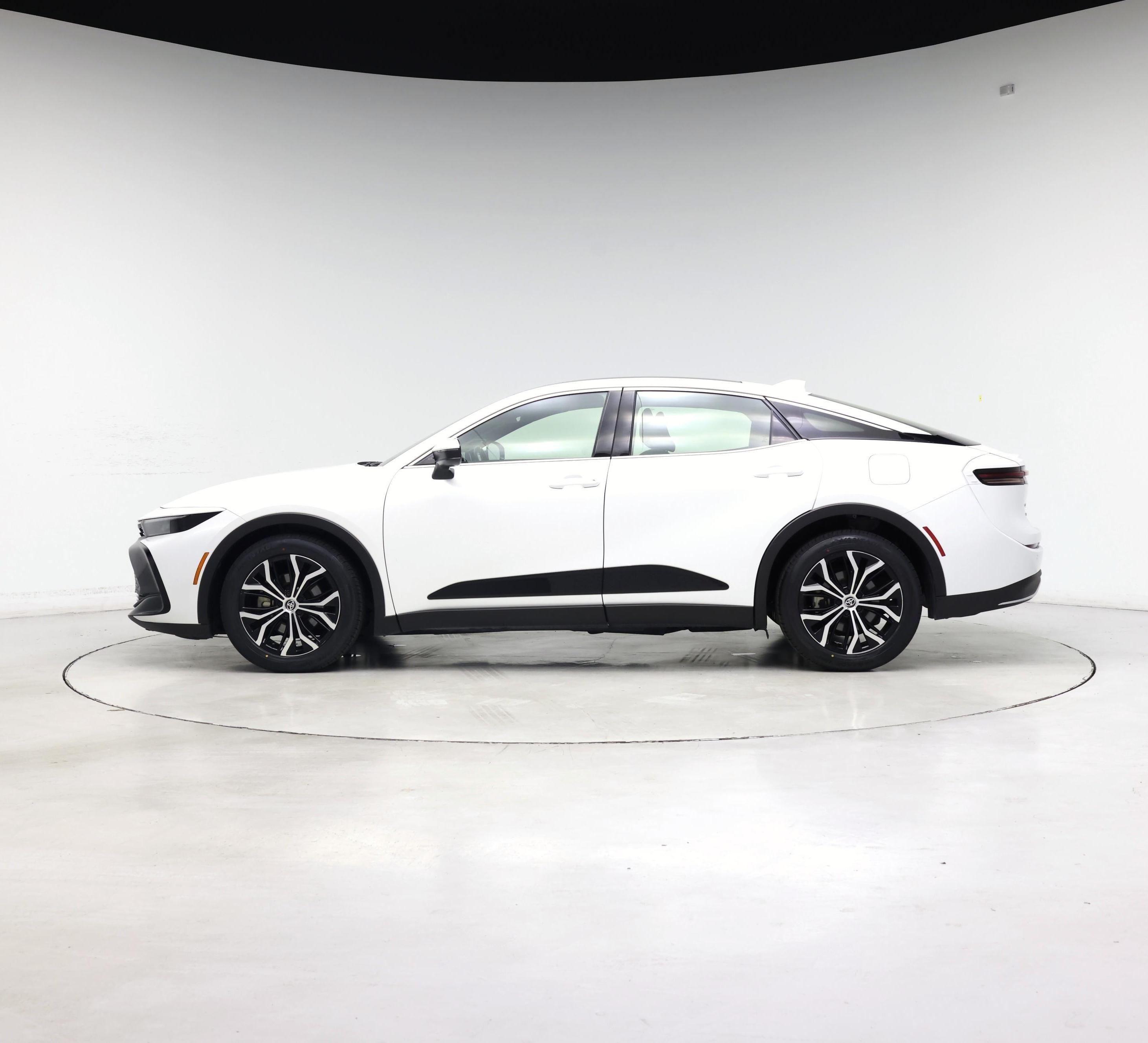 Thumbnail: 2023 Toyota Crown - 3