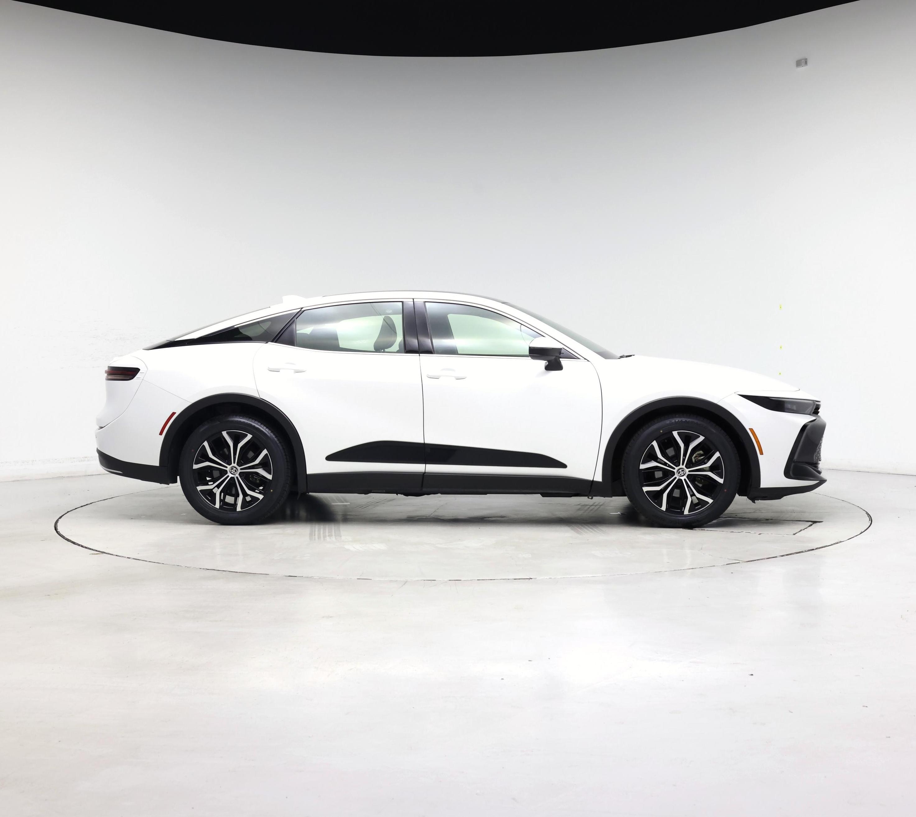 Thumbnail: 2023 Toyota Crown - 7