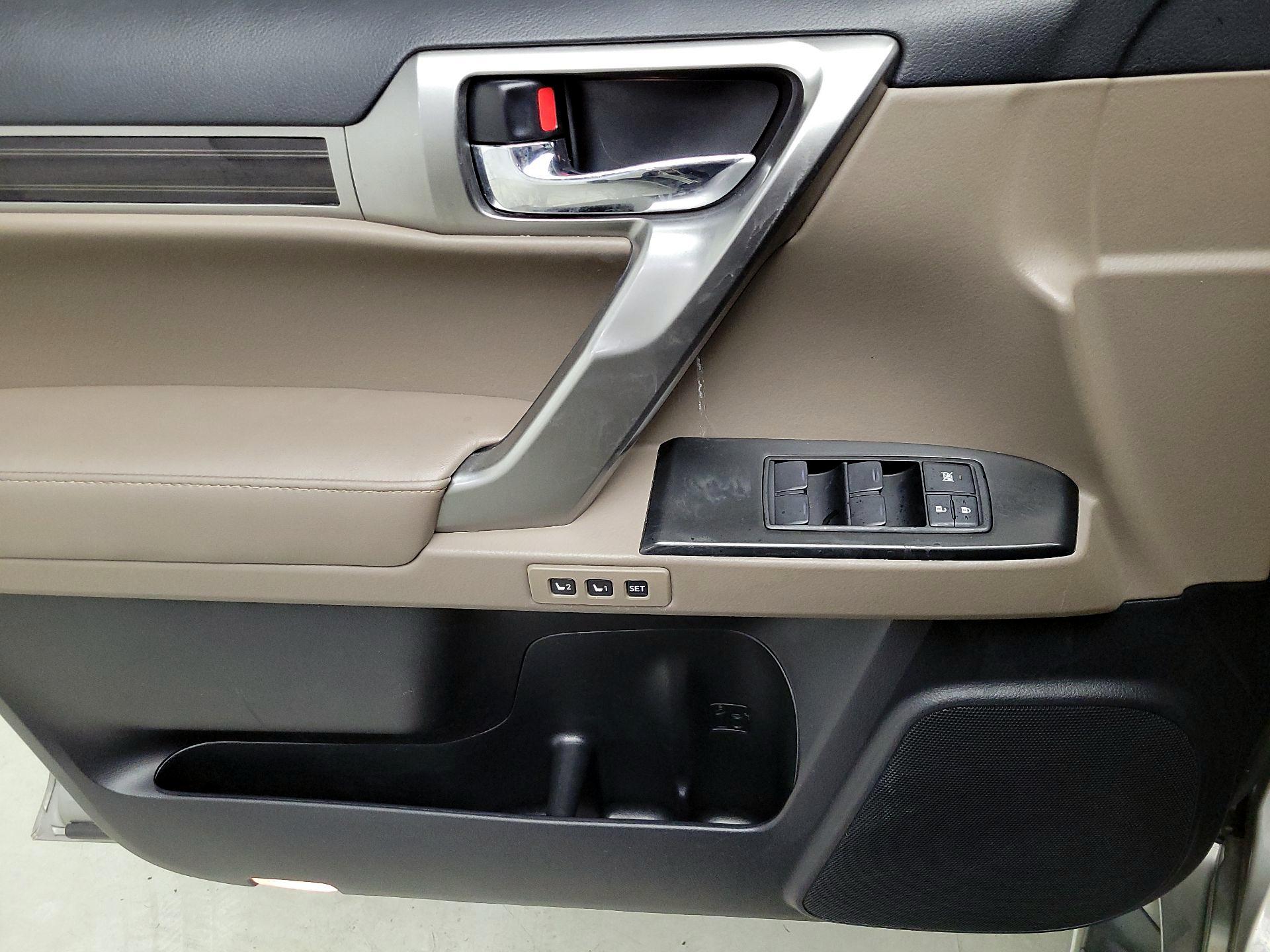 Thumbnail: 2023 Lexus GX - 12