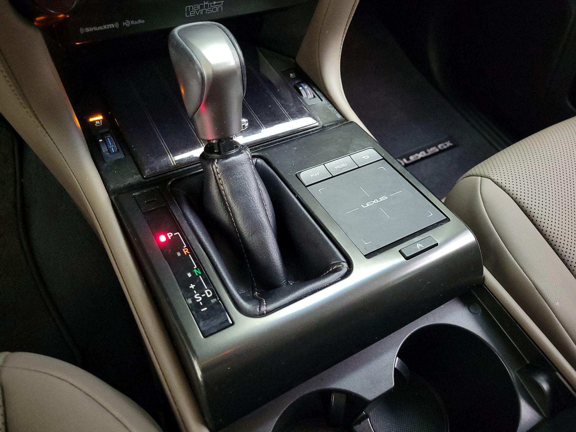 Thumbnail: 2023 Lexus GX - 17