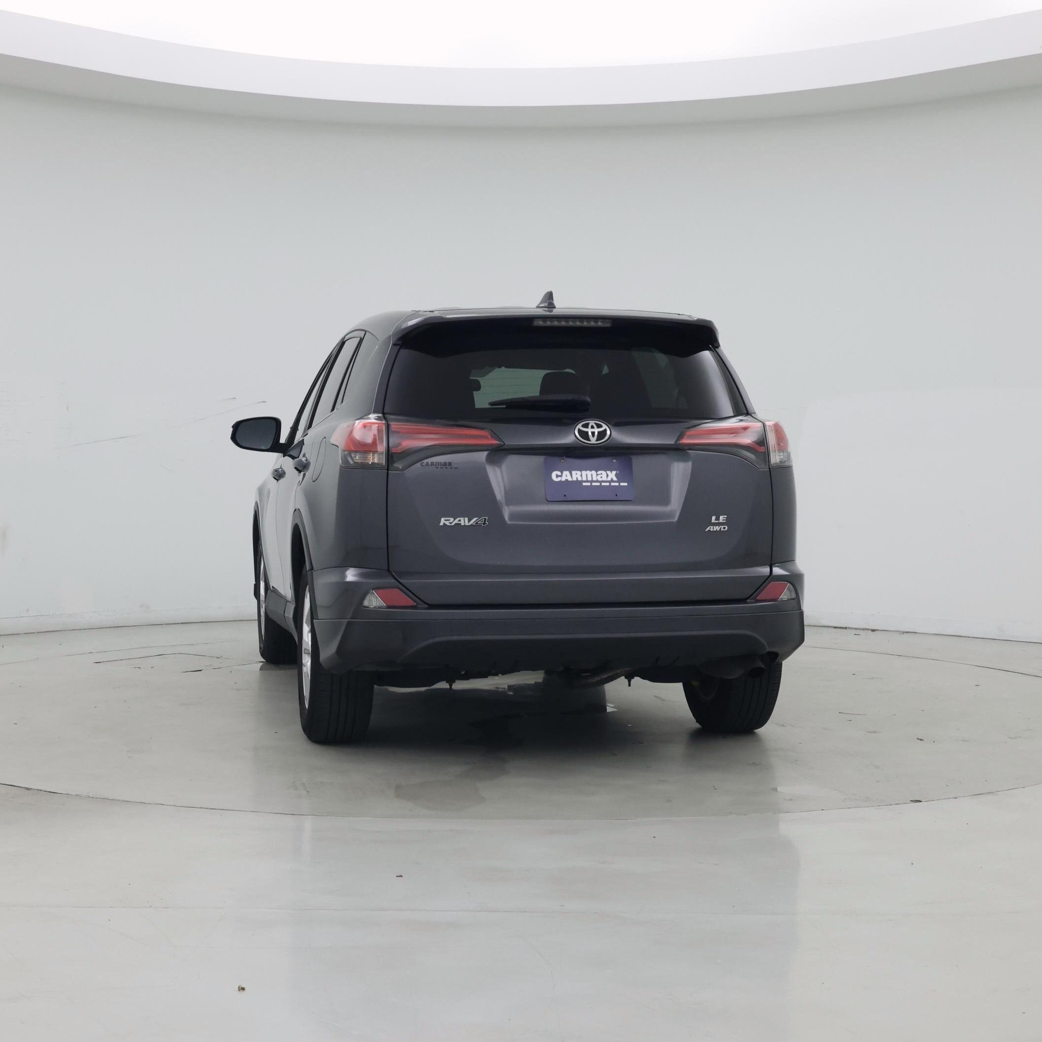 Thumbnail: 2018 Toyota RAV4 - 6