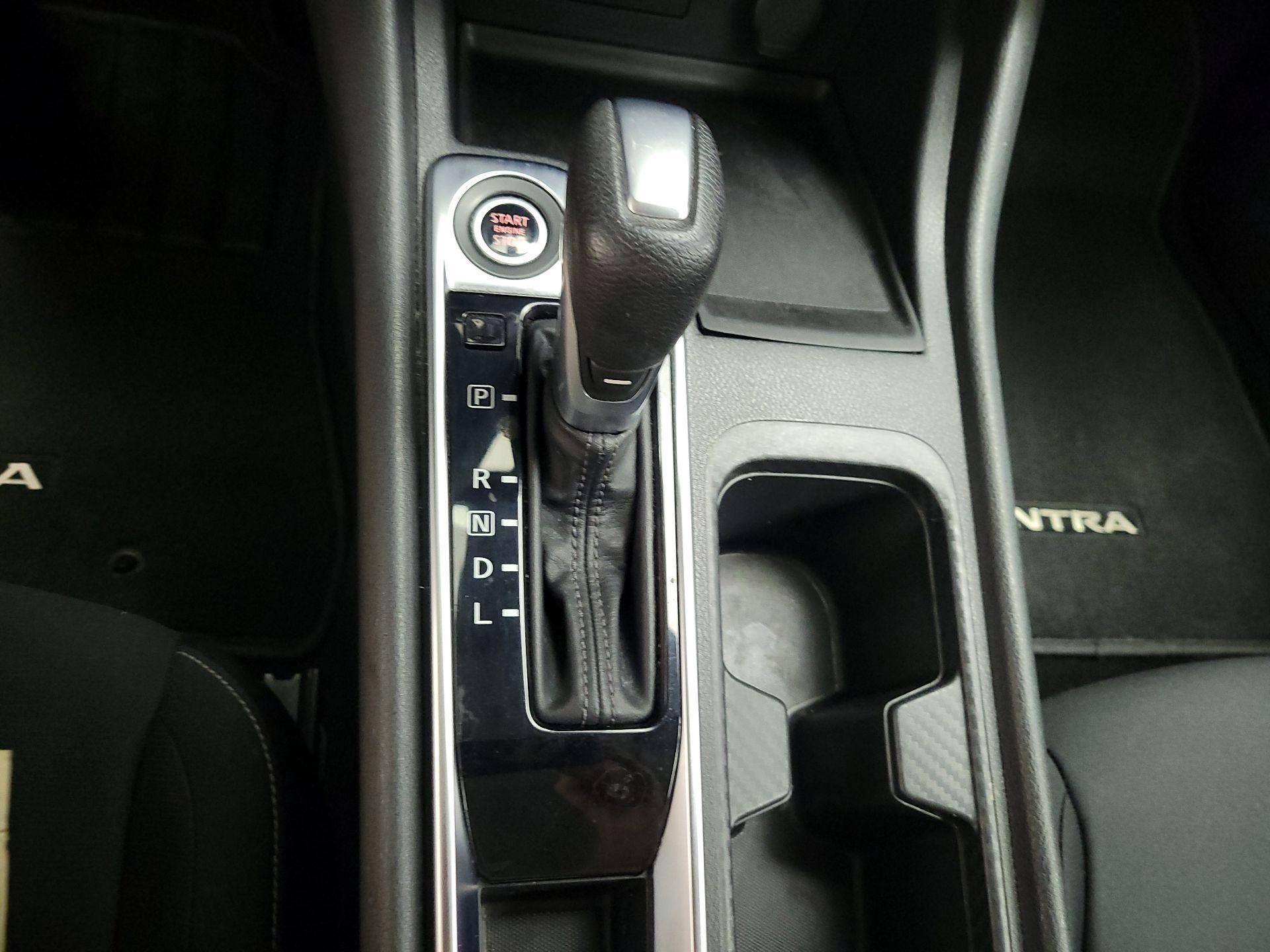 Thumbnail: 2020 Nissan Sentra - 18