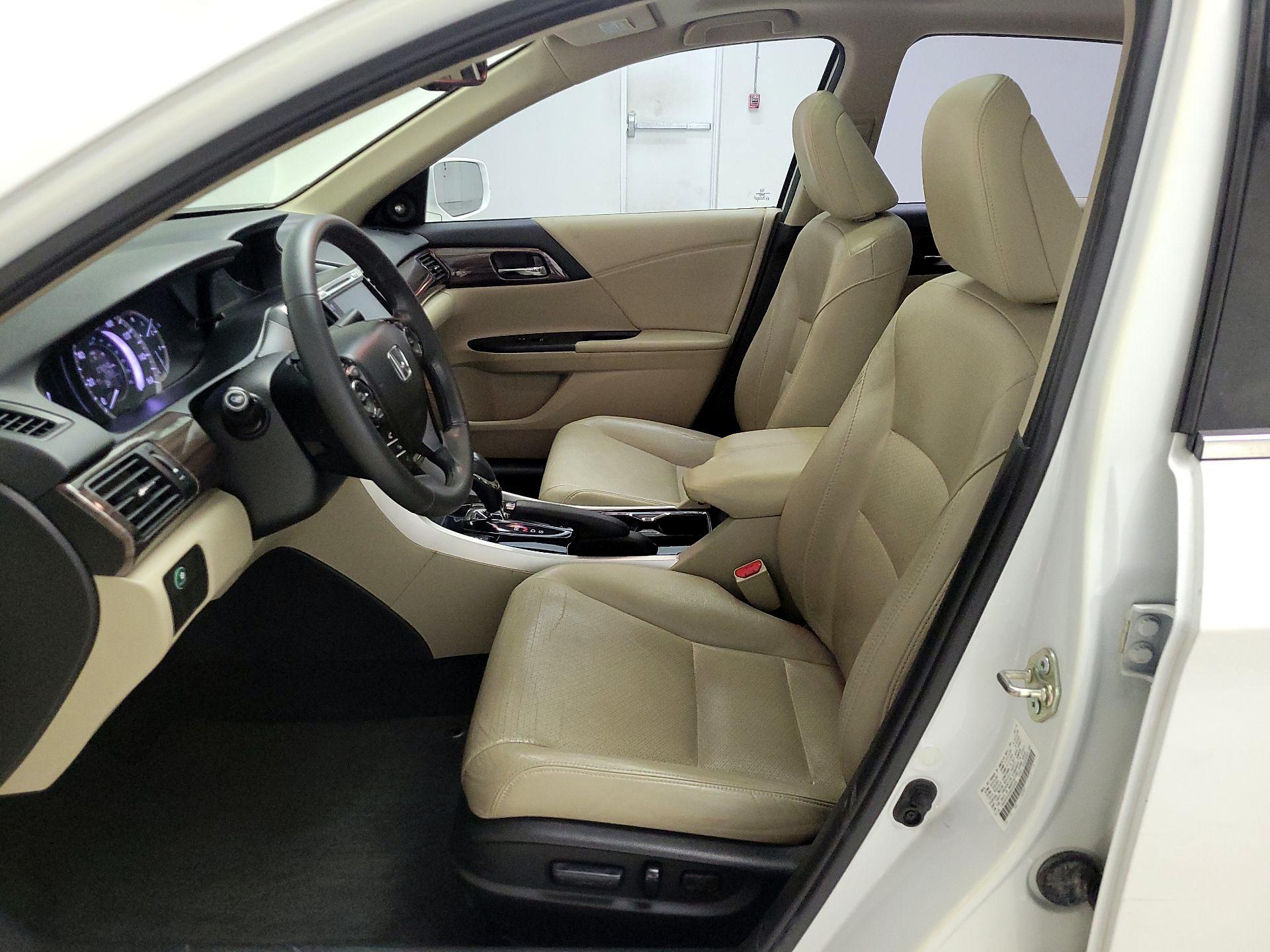 Thumbnail: 2017 Honda Accord - 11