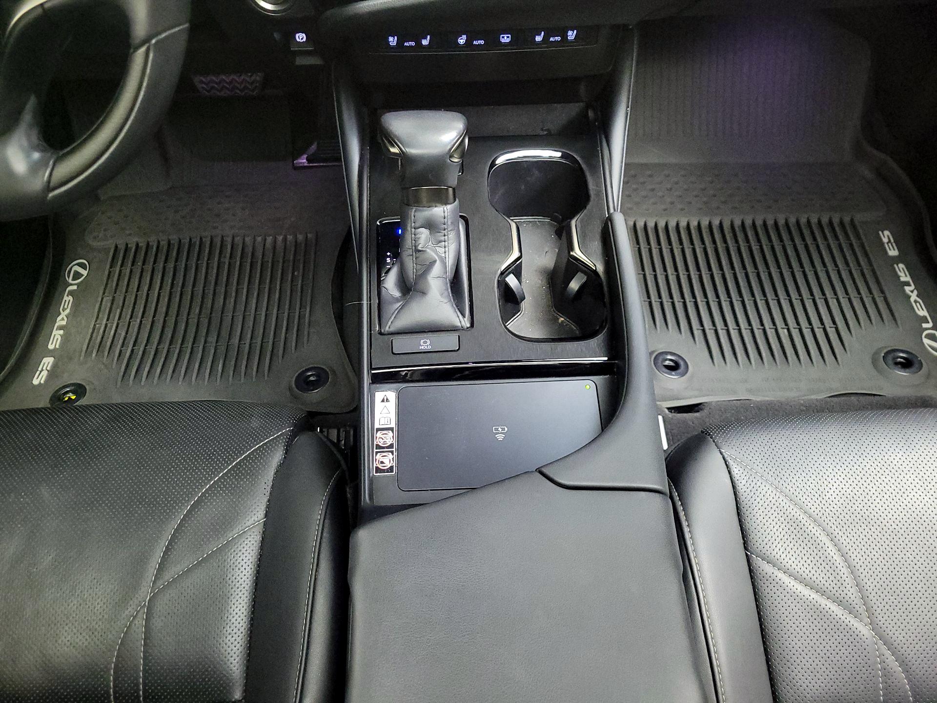 Thumbnail: 2024 Lexus ES - 18