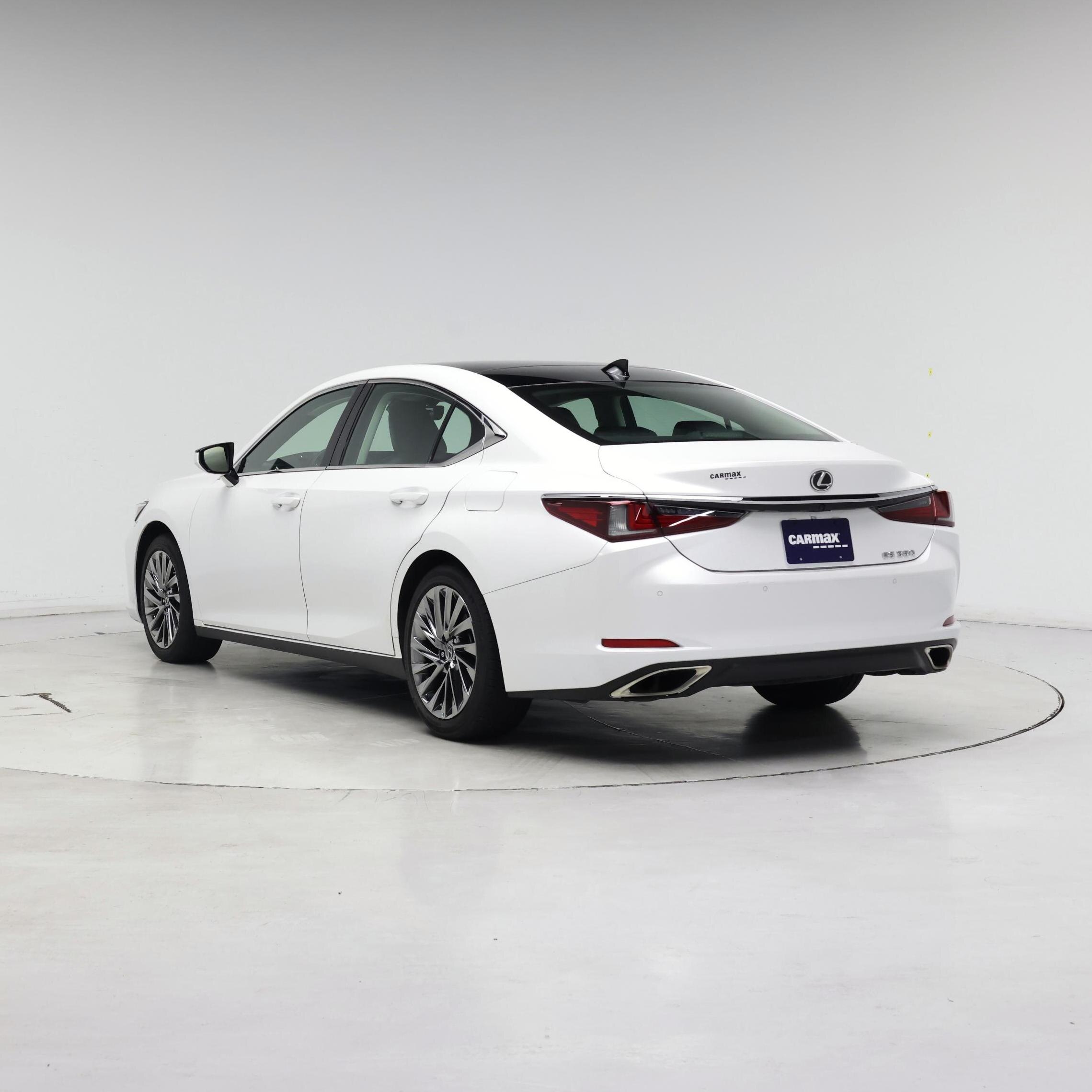 Thumbnail: 2024 Lexus ES - 2