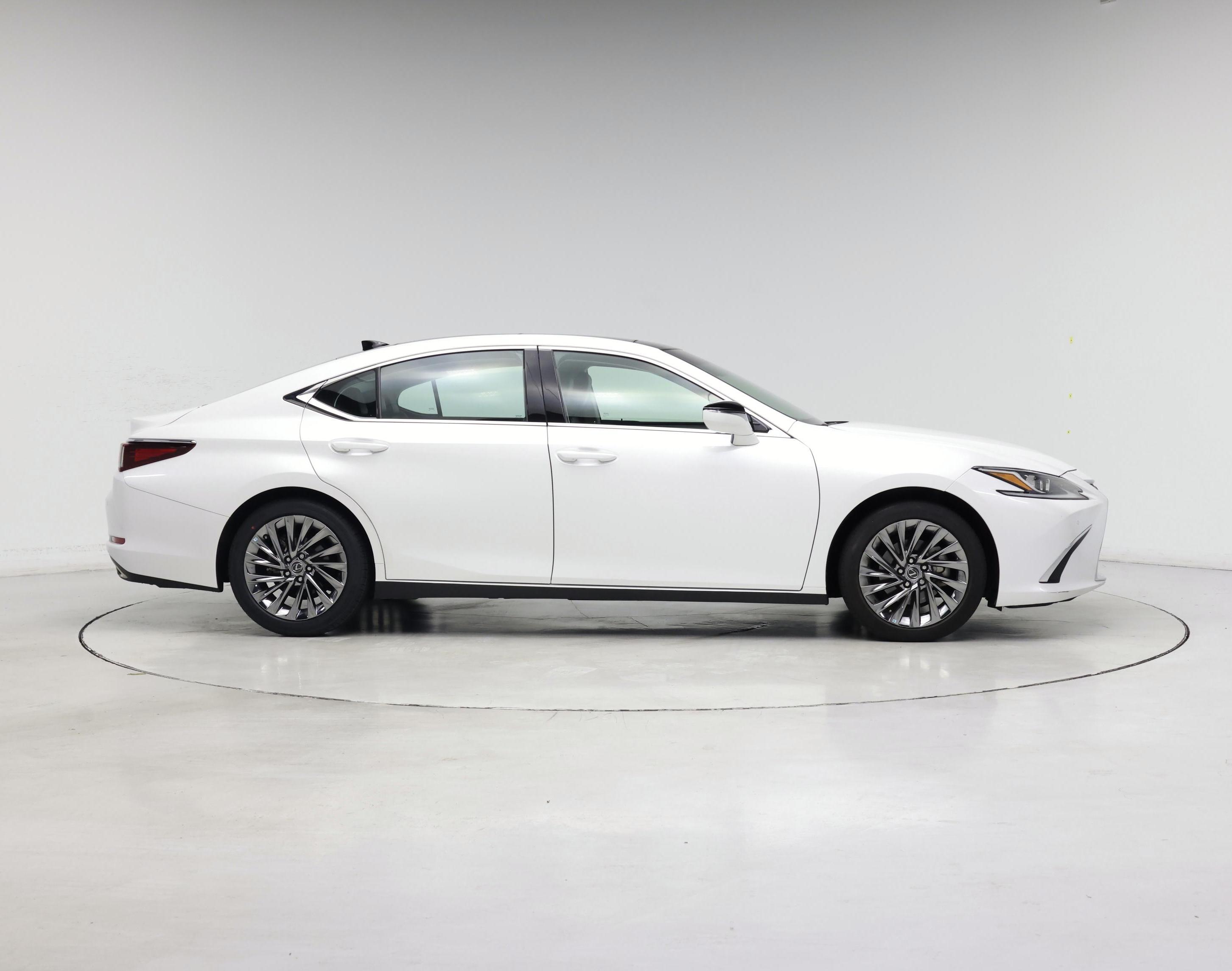 Thumbnail: 2024 Lexus ES - 7