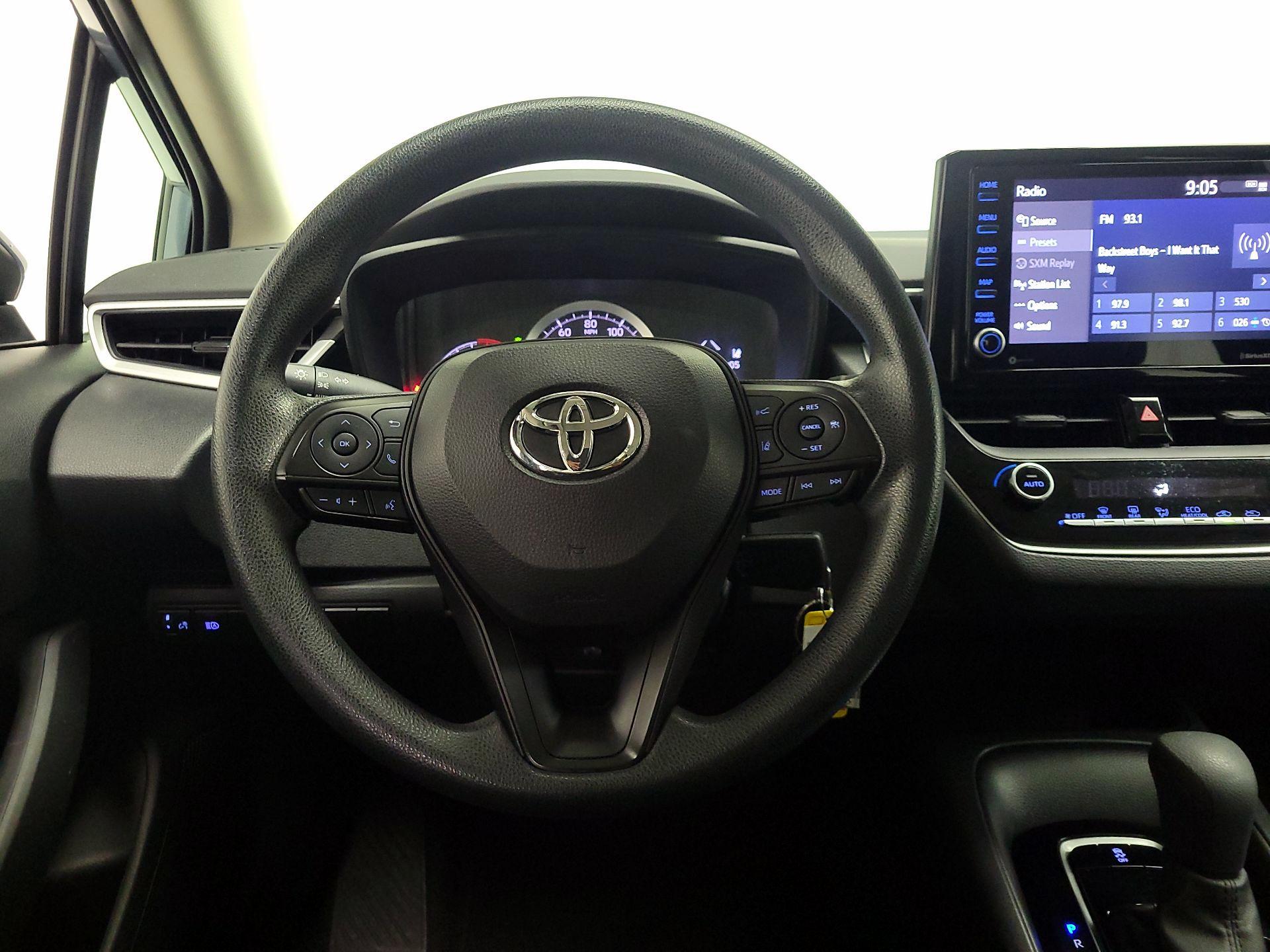 Thumbnail: 2022 Toyota Corolla - 10