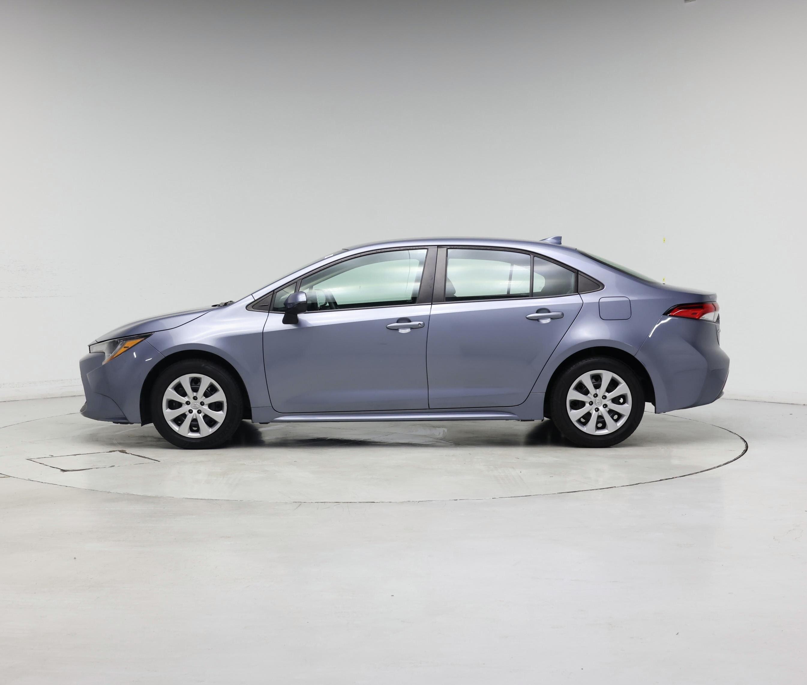 Thumbnail: 2022 Toyota Corolla - 3