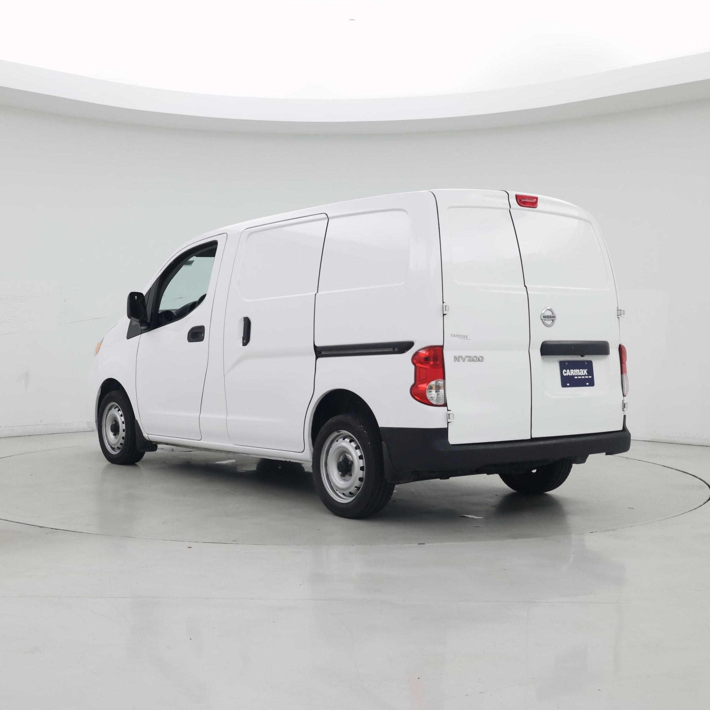 Thumbnail: 2020 Nissan NV200 - 2
