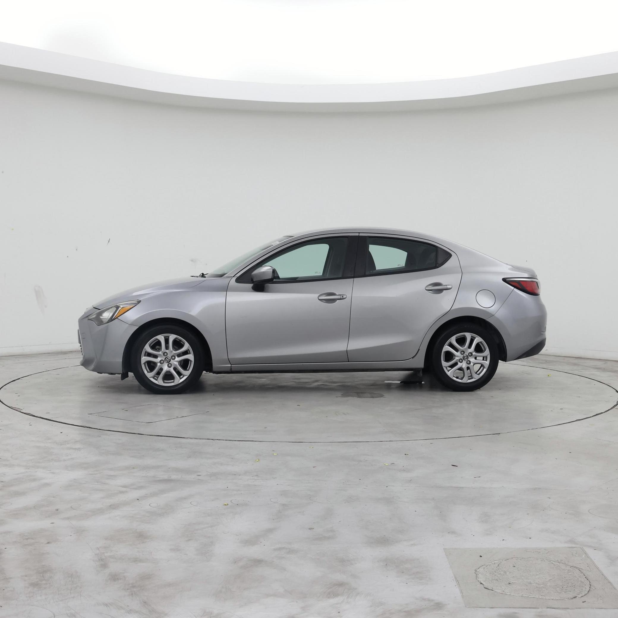 Thumbnail: 2016 Scion iA - 3