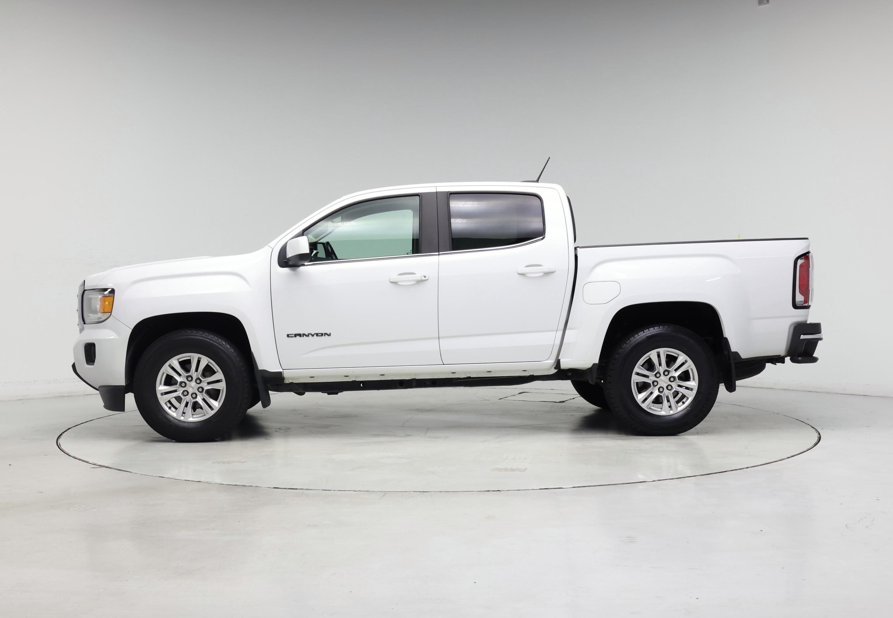 Thumbnail: 2019 GMC Canyon - 3