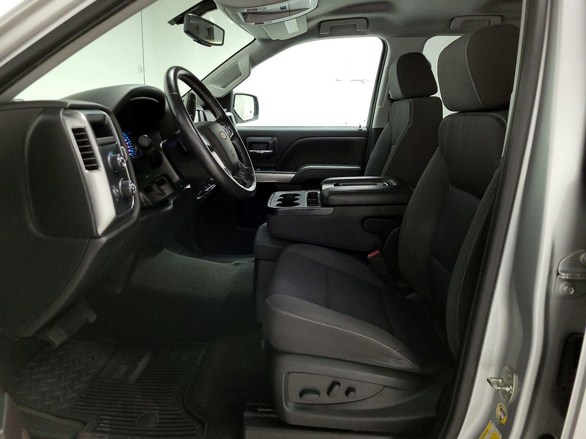 Thumbnail: 2018 Chevrolet Silverado 1500 - 11