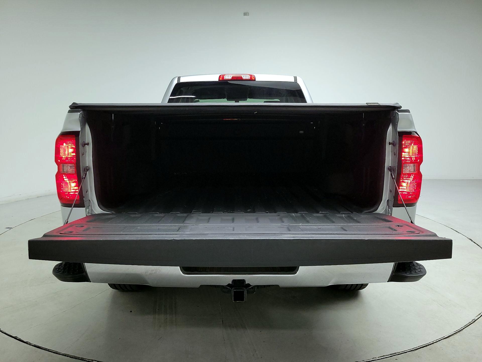 Thumbnail: 2018 Chevrolet Silverado 1500 - 20