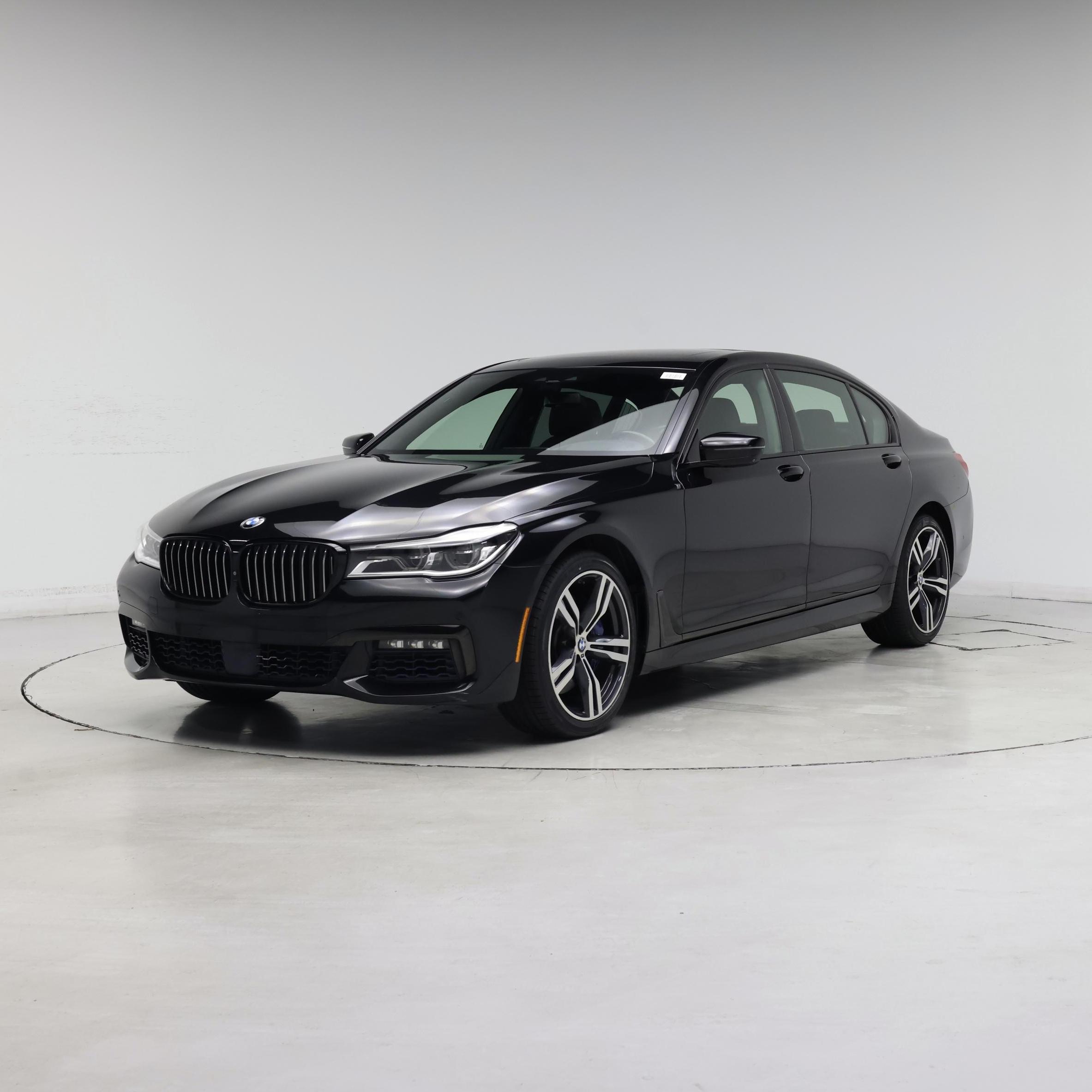 Thumbnail: 2017 BMW 7 Series - 4
