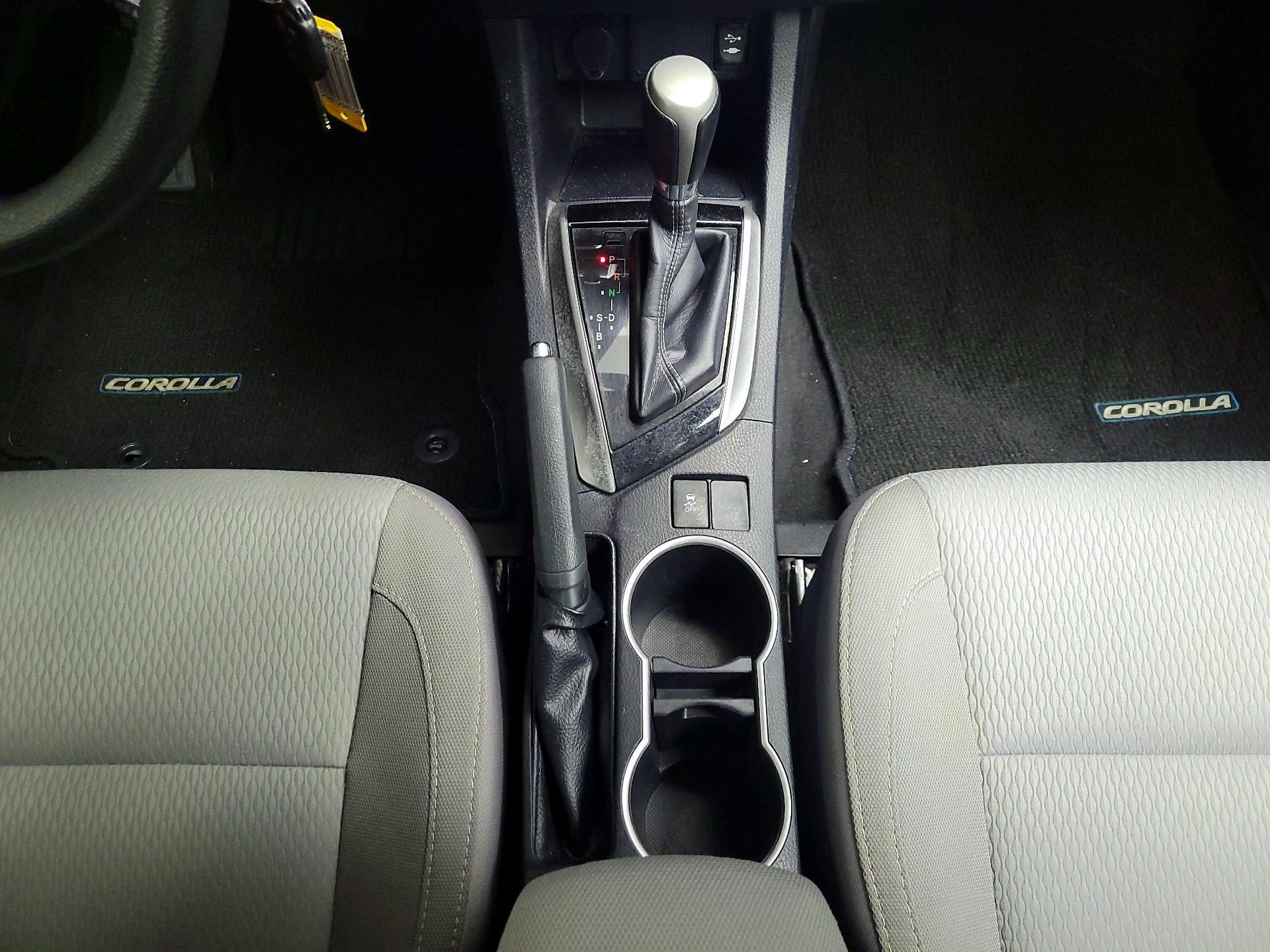 Thumbnail: 2016 Toyota Corolla - 17