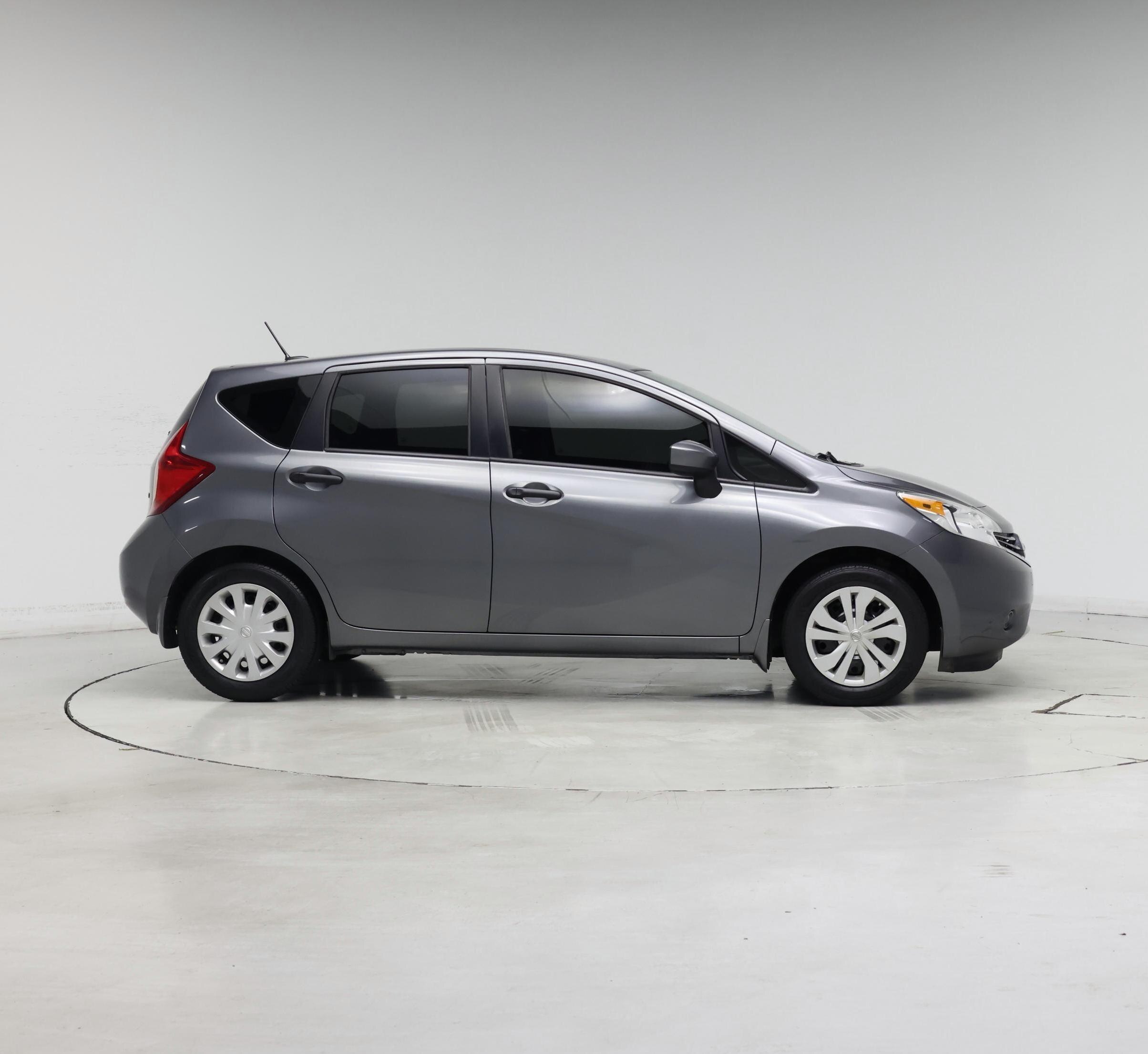 Thumbnail: 2016 Nissan Versa Note - 7