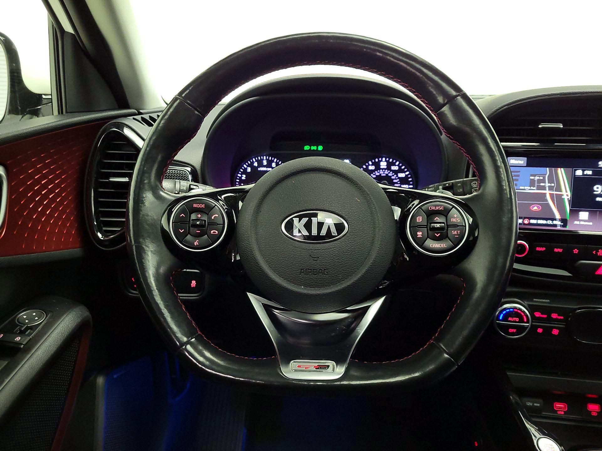 Thumbnail: 2020 Kia Soul - 10