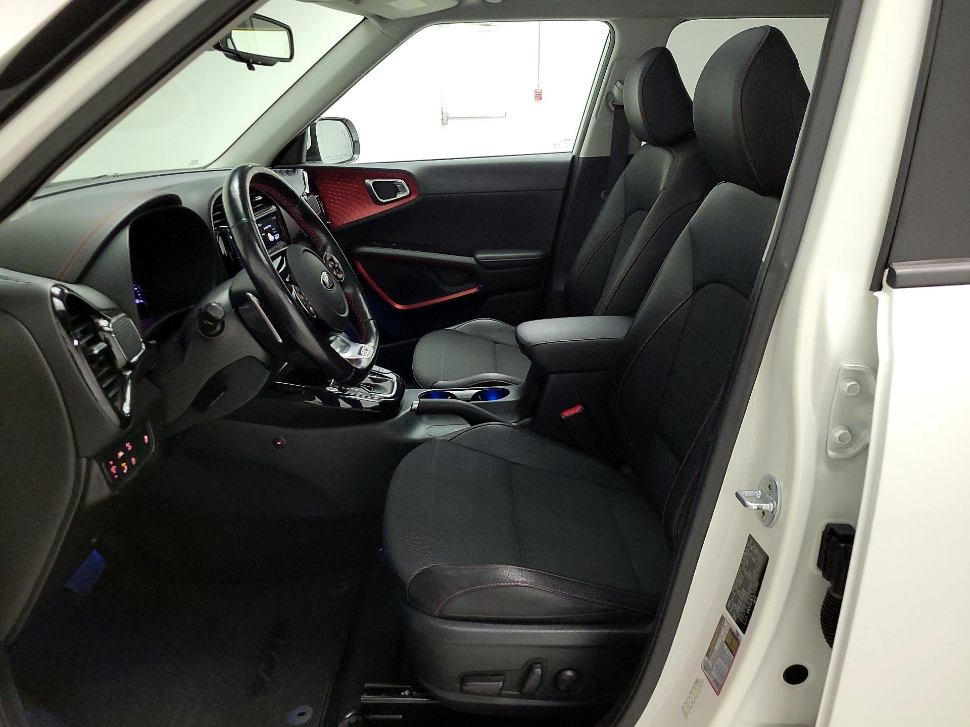 Thumbnail: 2020 Kia Soul - 11